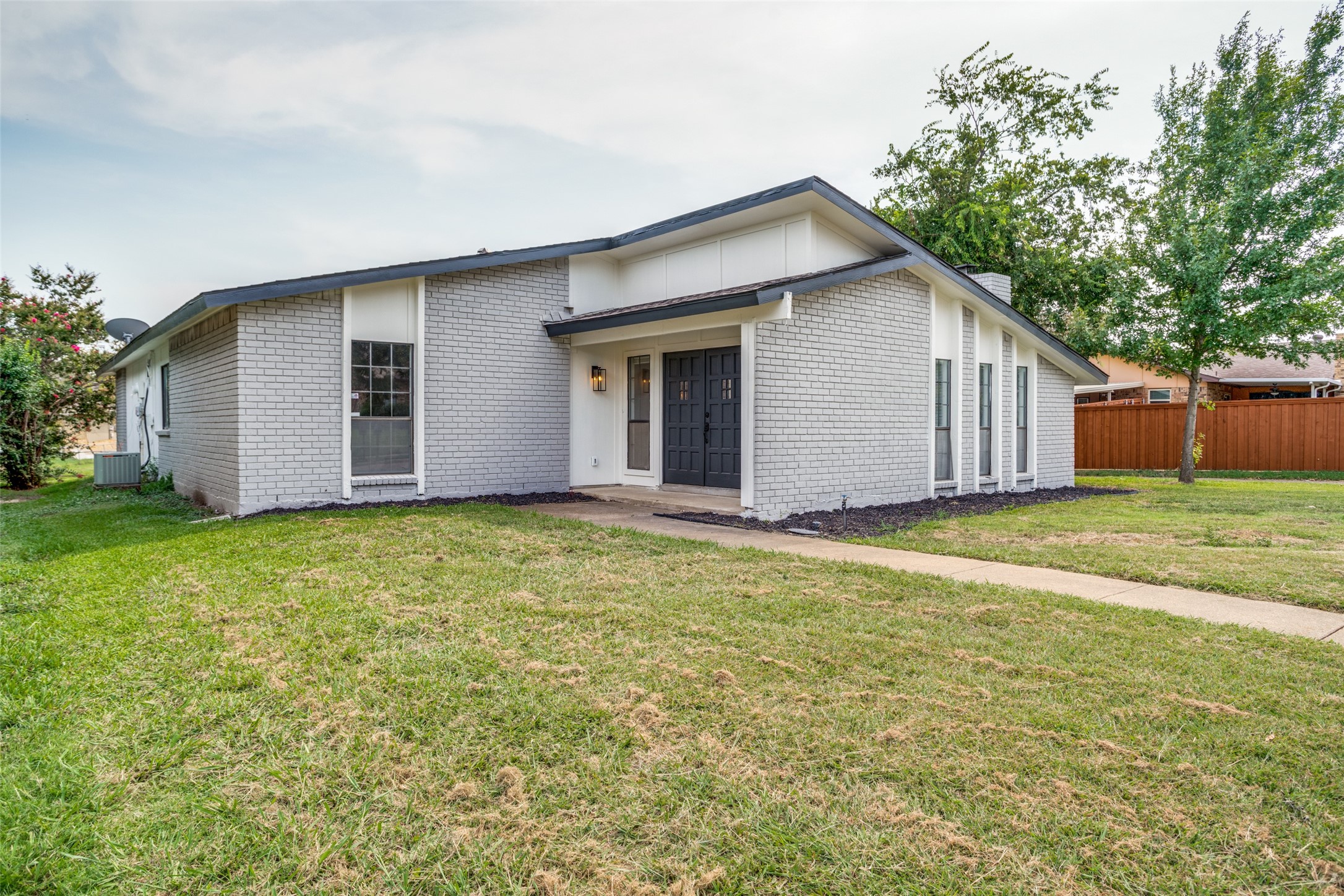 7634 Ashcrest Lane