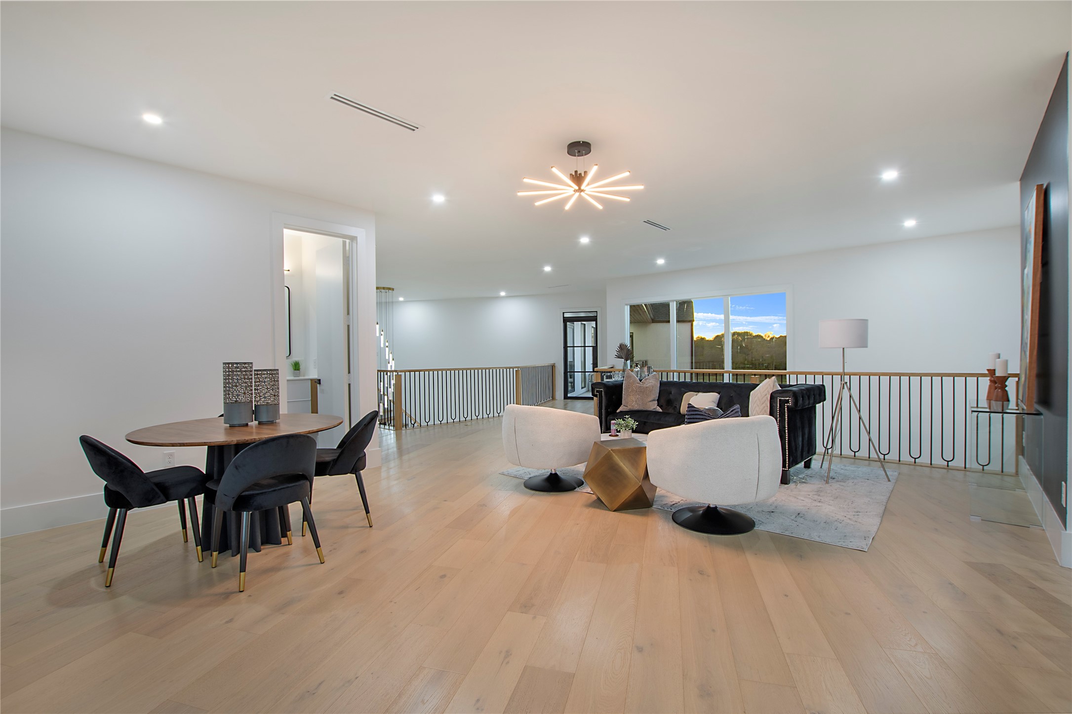 1112 Glen Abbey Court
