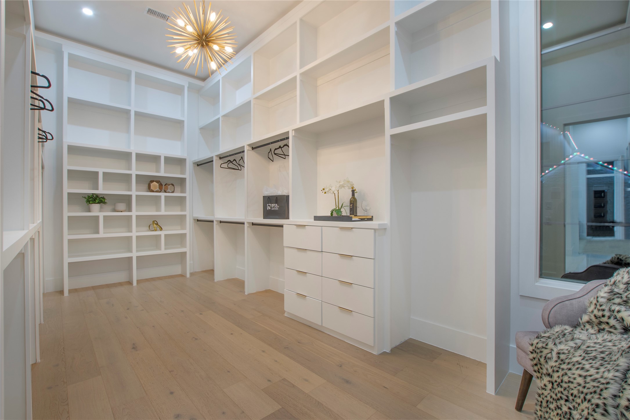 1112 Glen Abbey Court