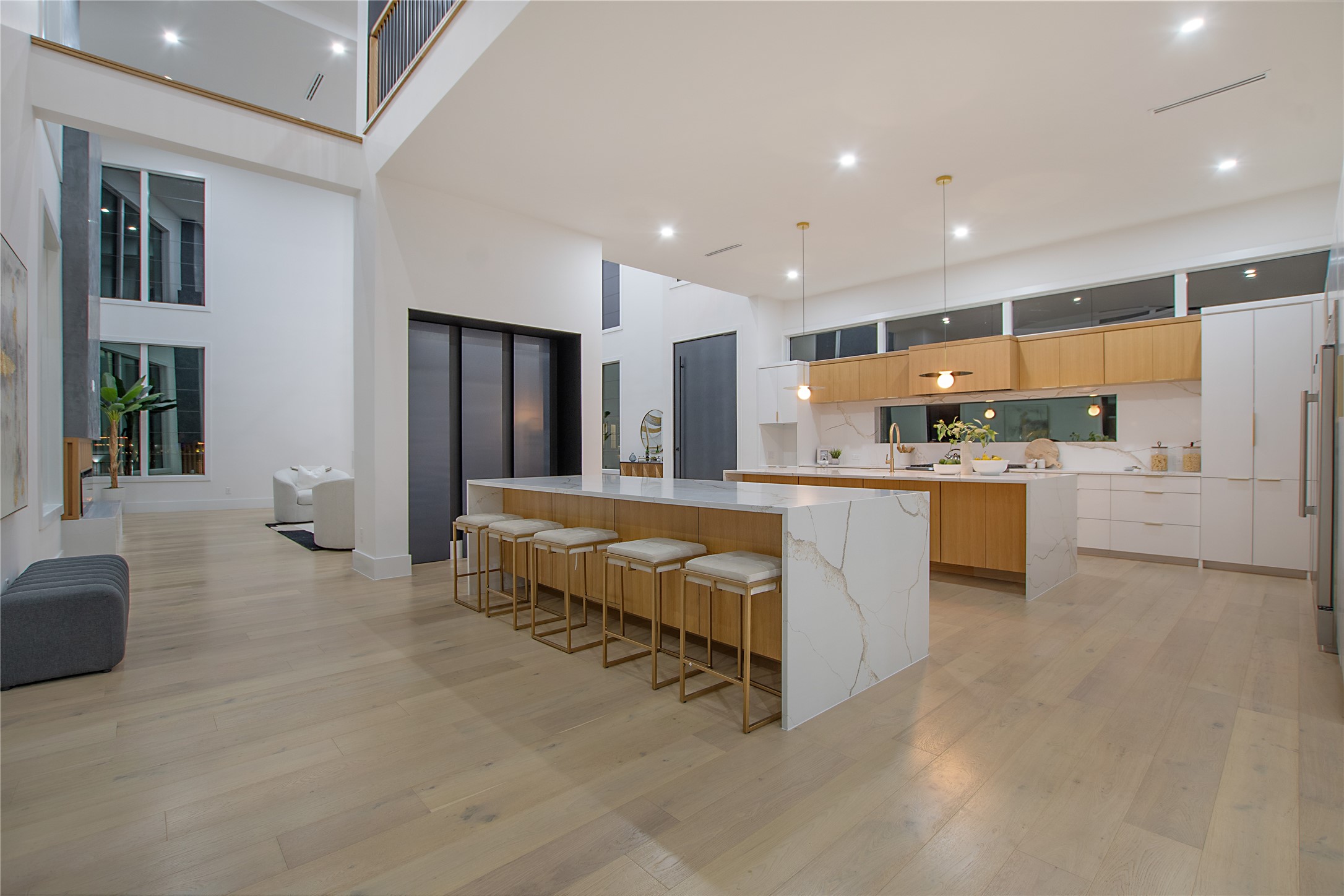 1112 Glen Abbey Court