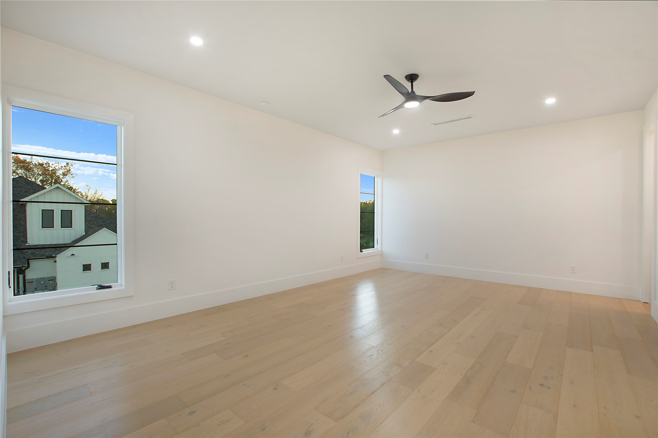 1112 Glen Abbey Court