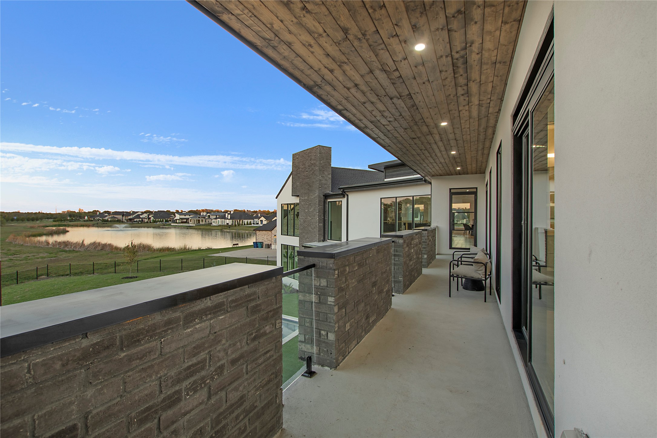 1112 Glen Abbey Court