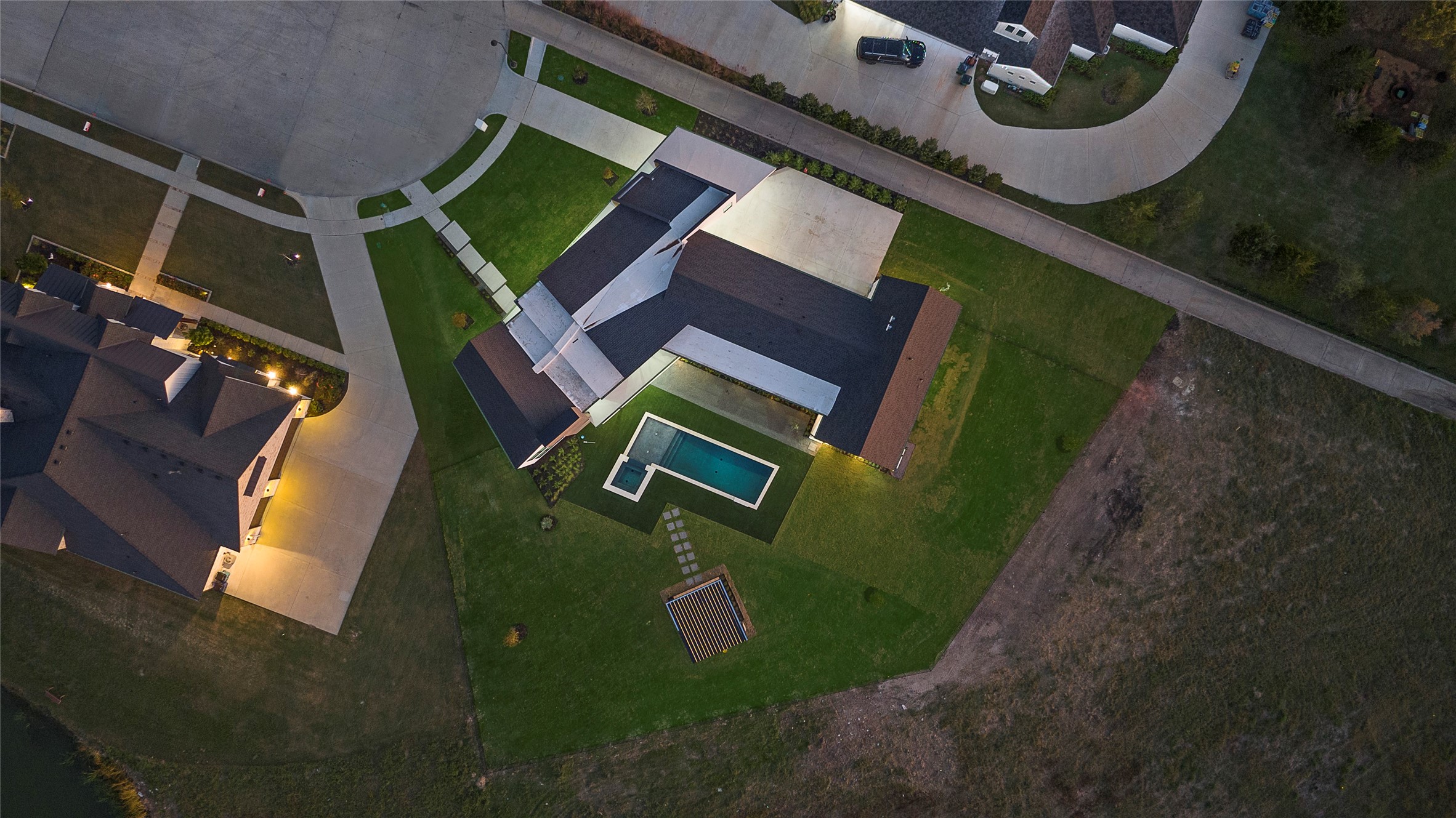 1112 Glen Abbey Court