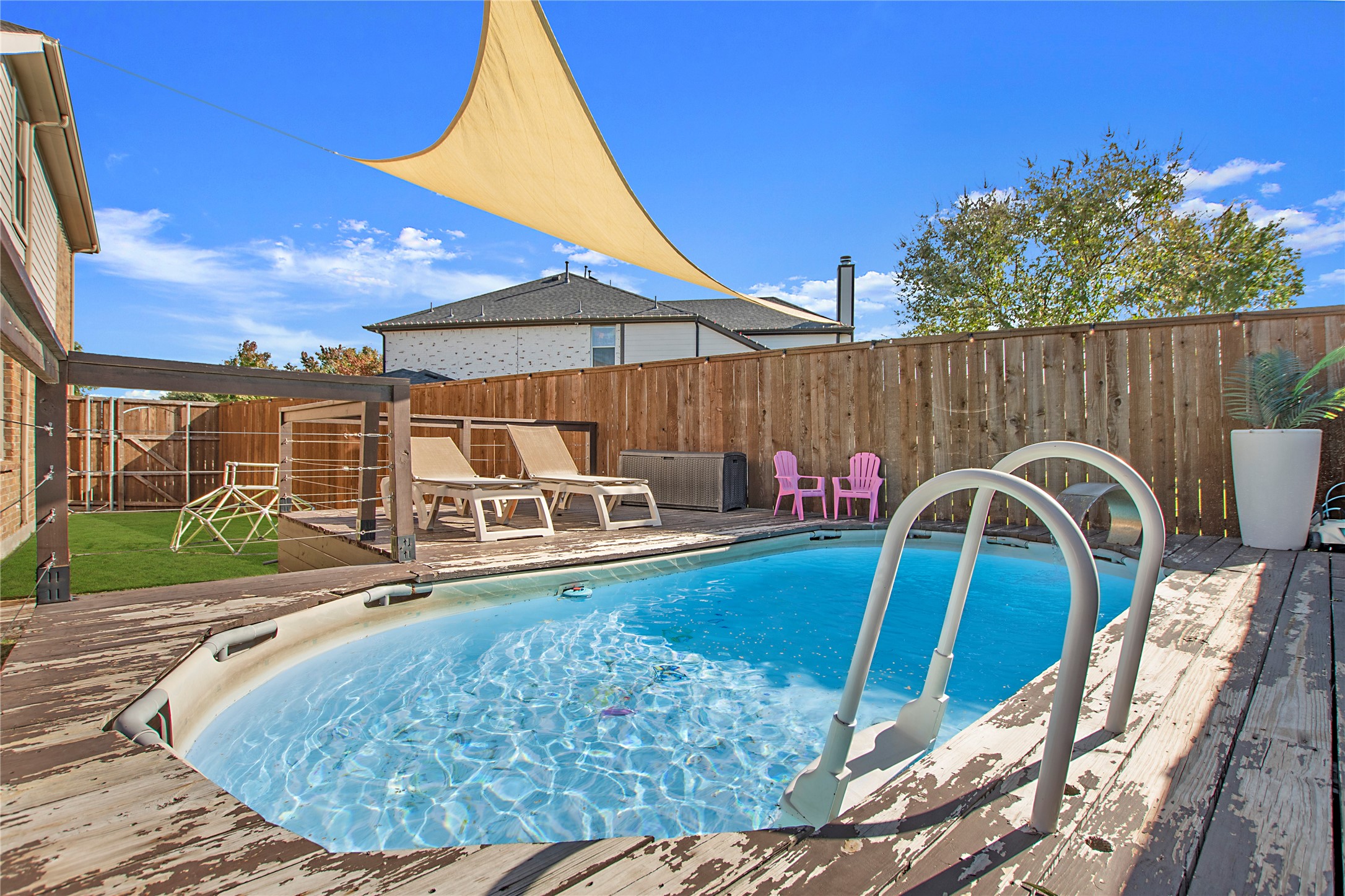 416 Crossbill Lane