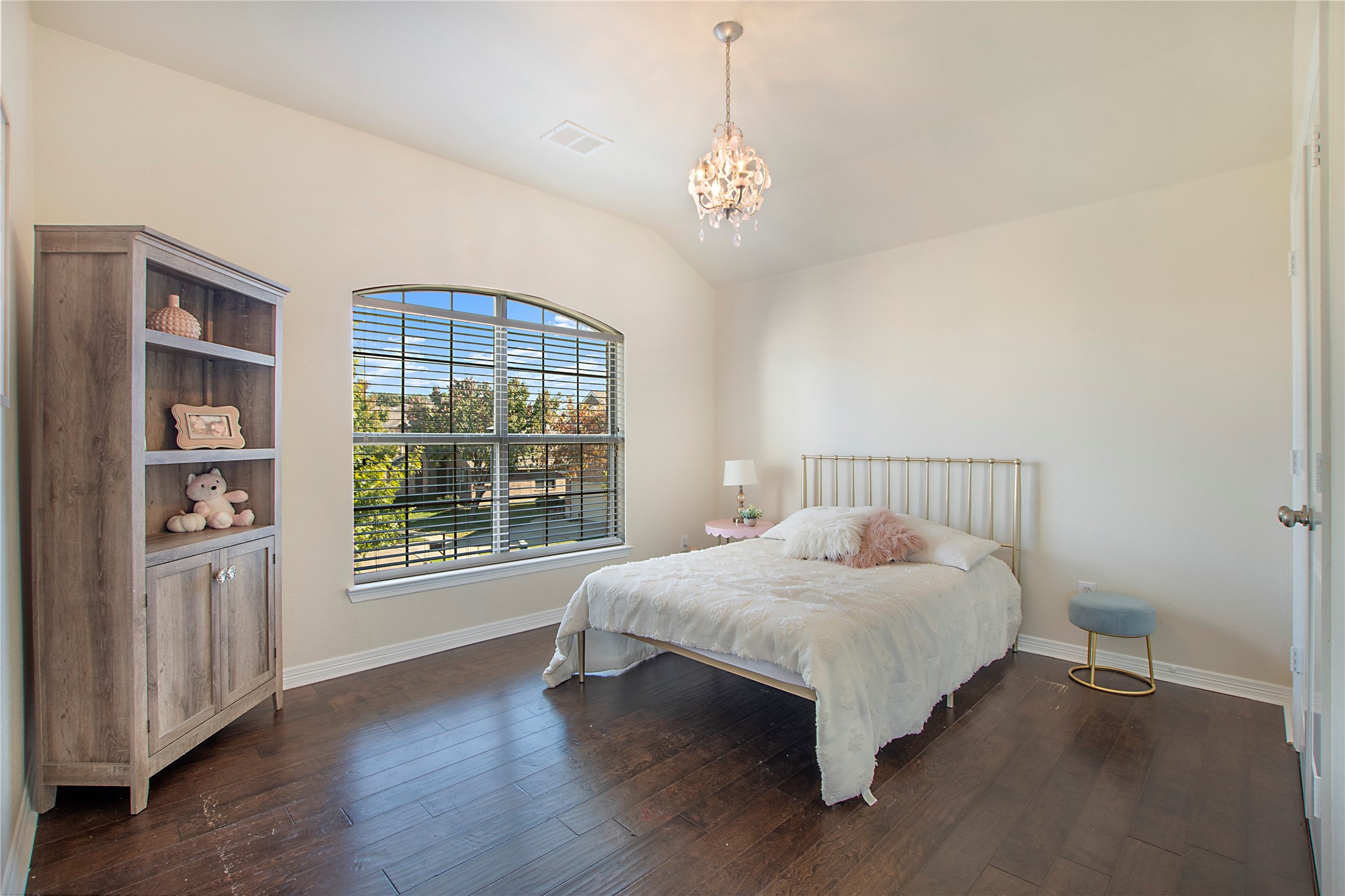 416 Crossbill Lane