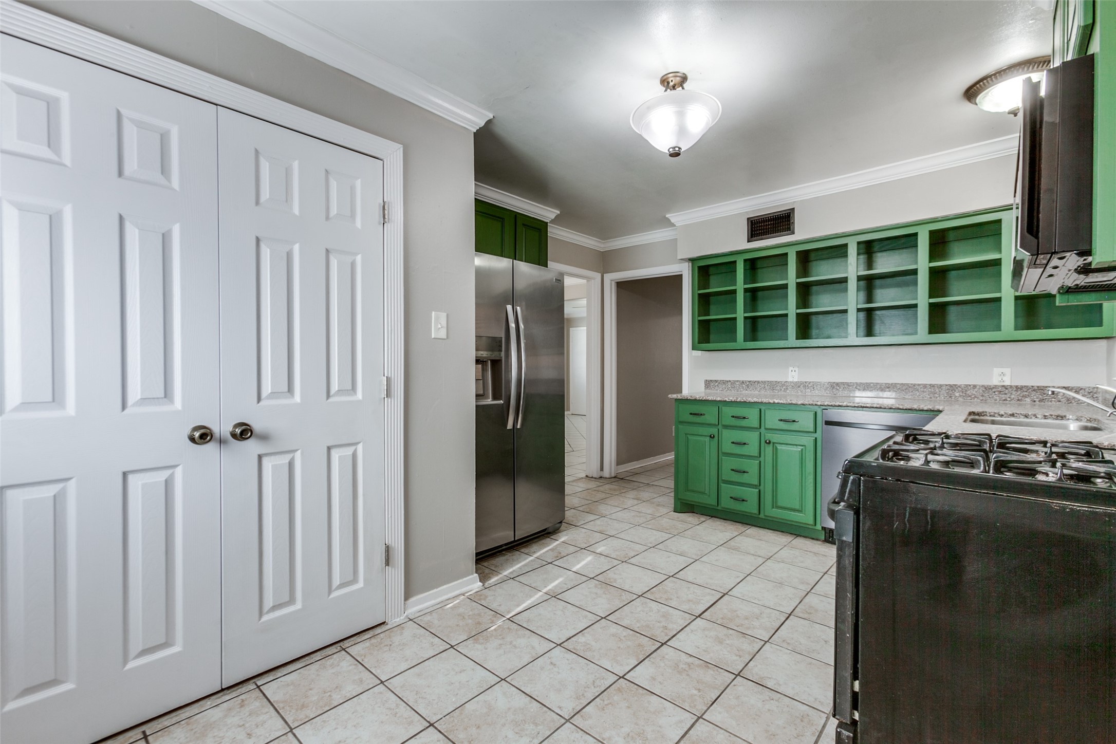 10866 Sharondale Drive