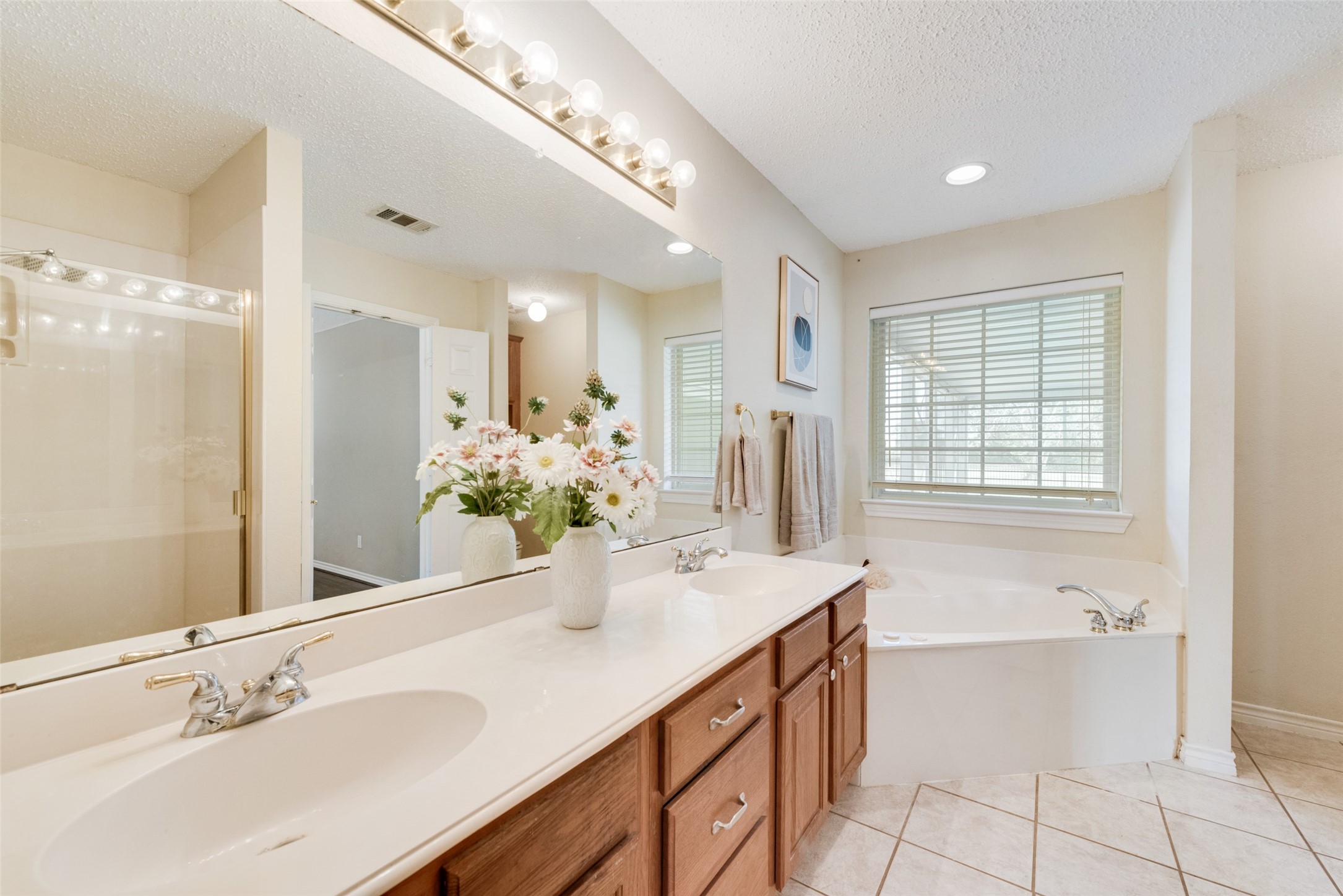 5662 Pamela Court