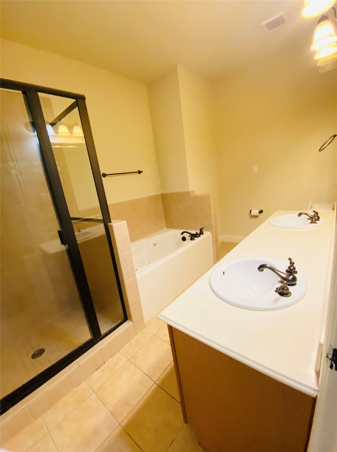 5613 Lindell Avenue 1