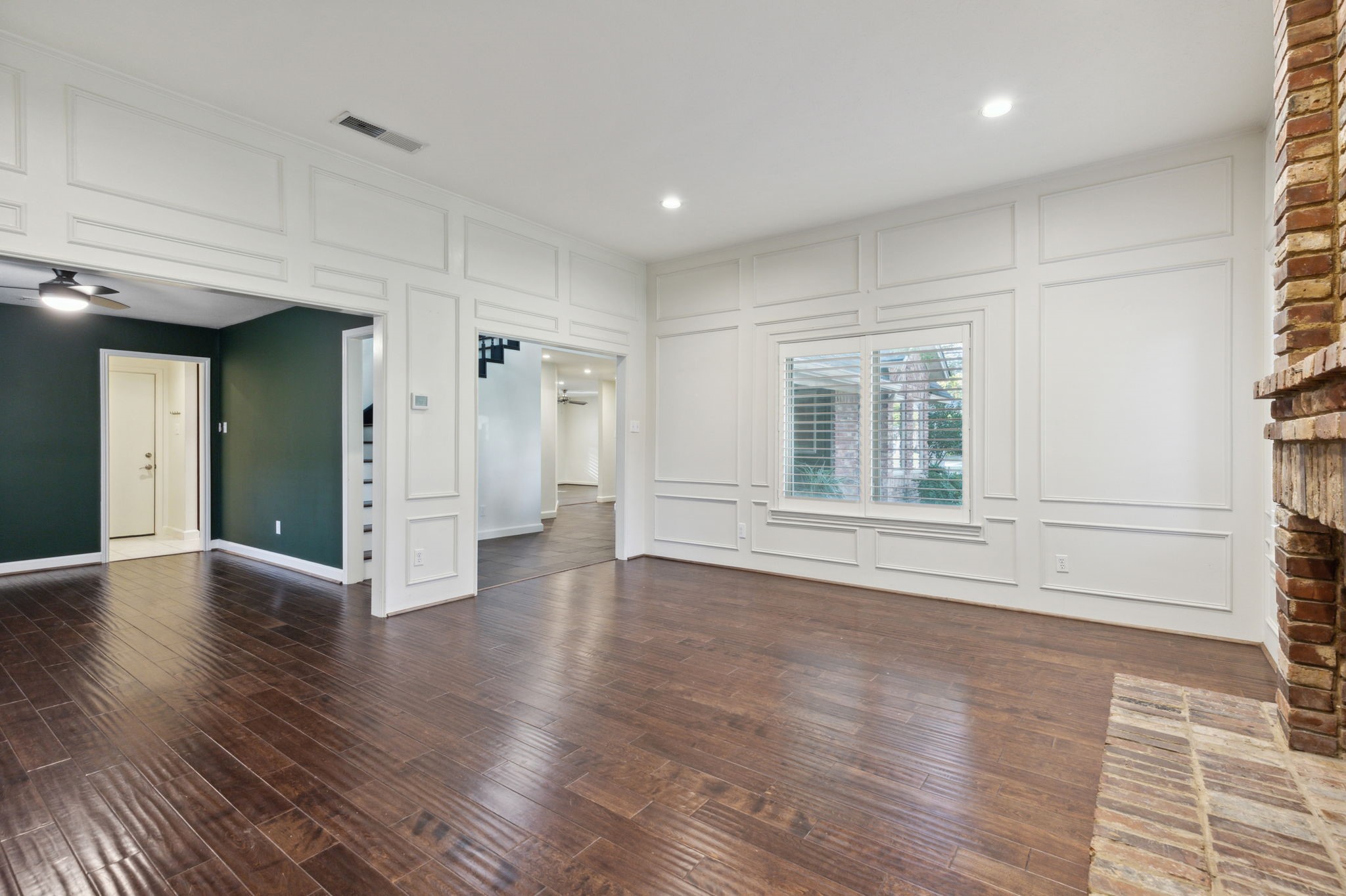 1800 Villanova Drive