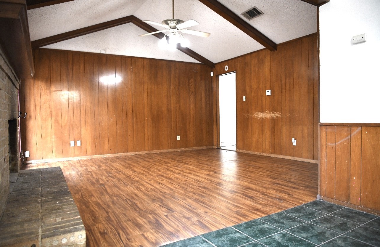 3040 Portales Drive