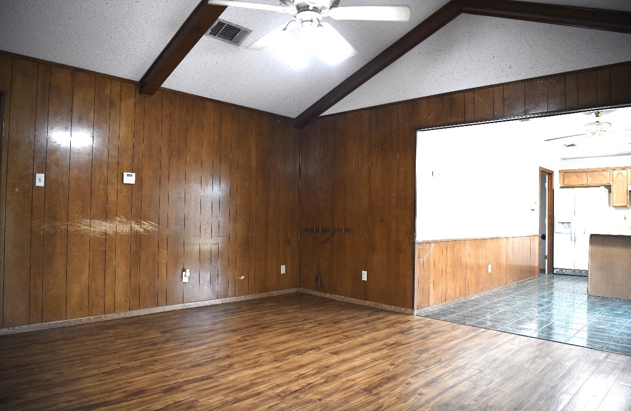 3040 Portales Drive