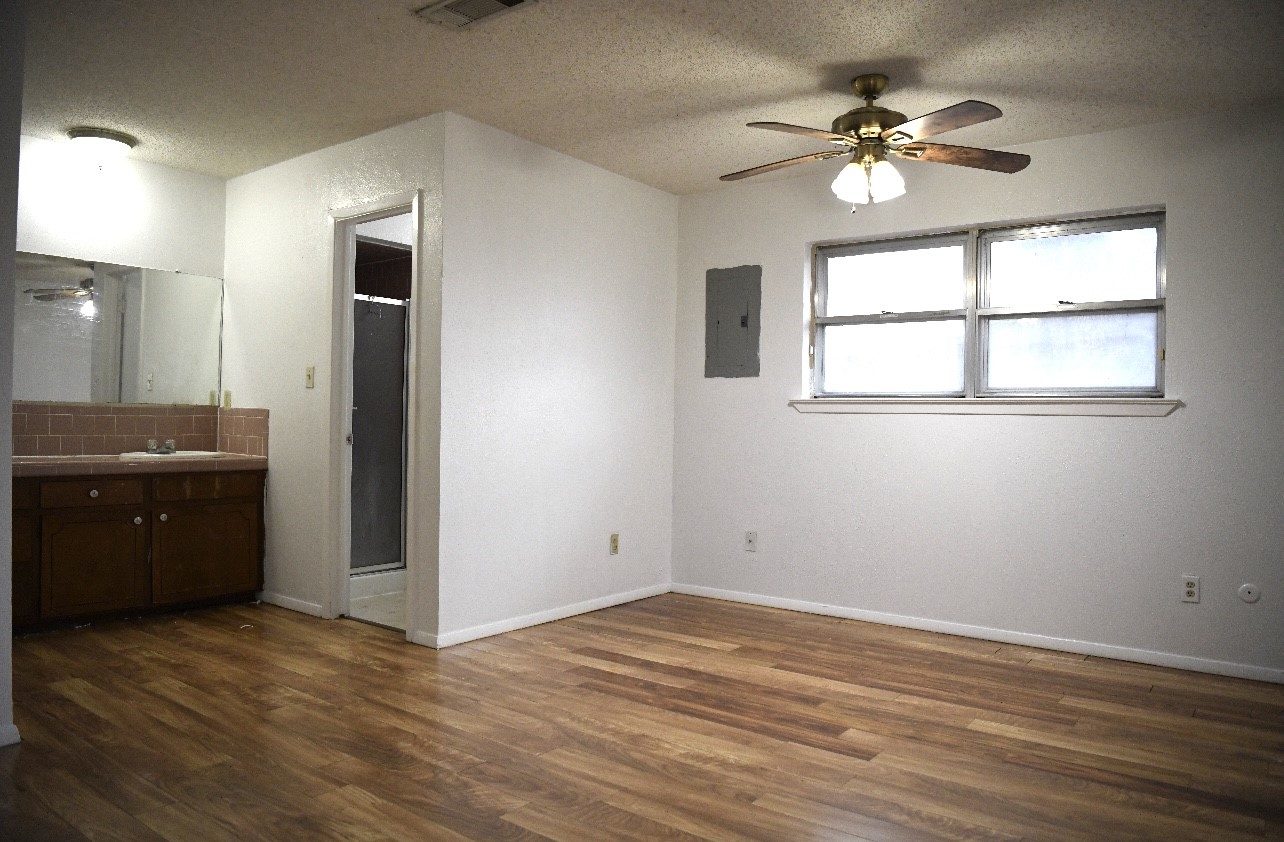 3040 Portales Drive