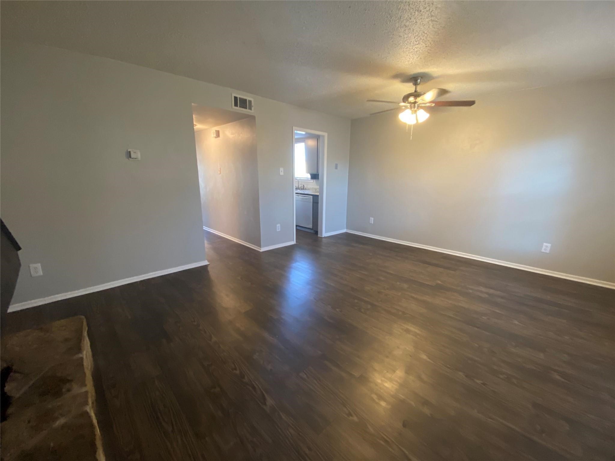 6329 Walraven Circle