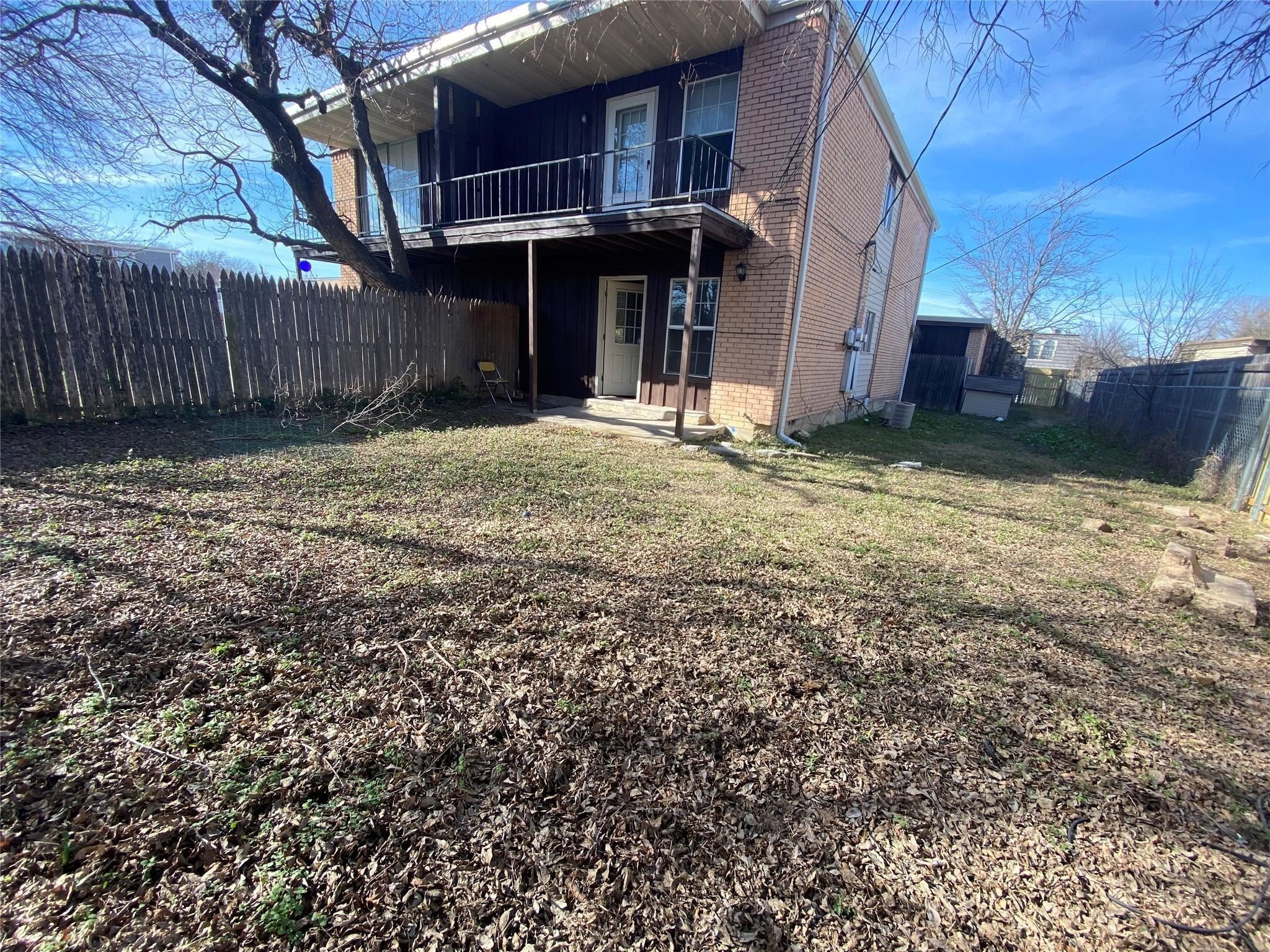 6329 Walraven Circle
