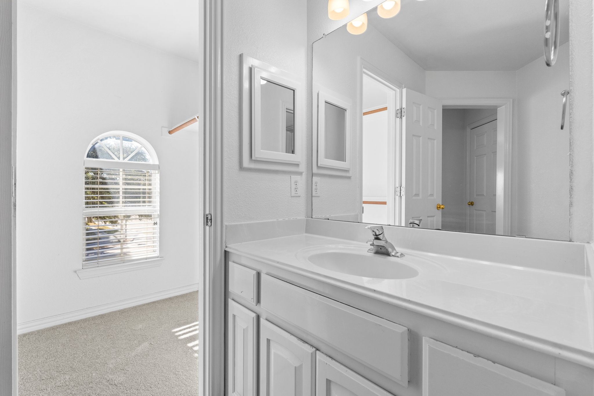 1724 Water Lily Drive