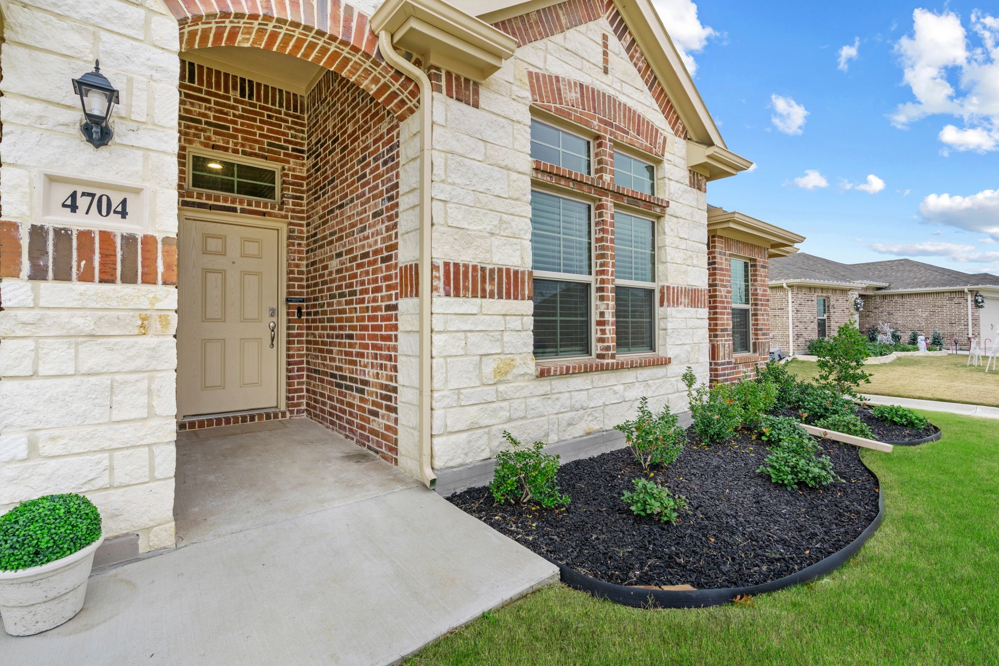 4704 Elite Drive
