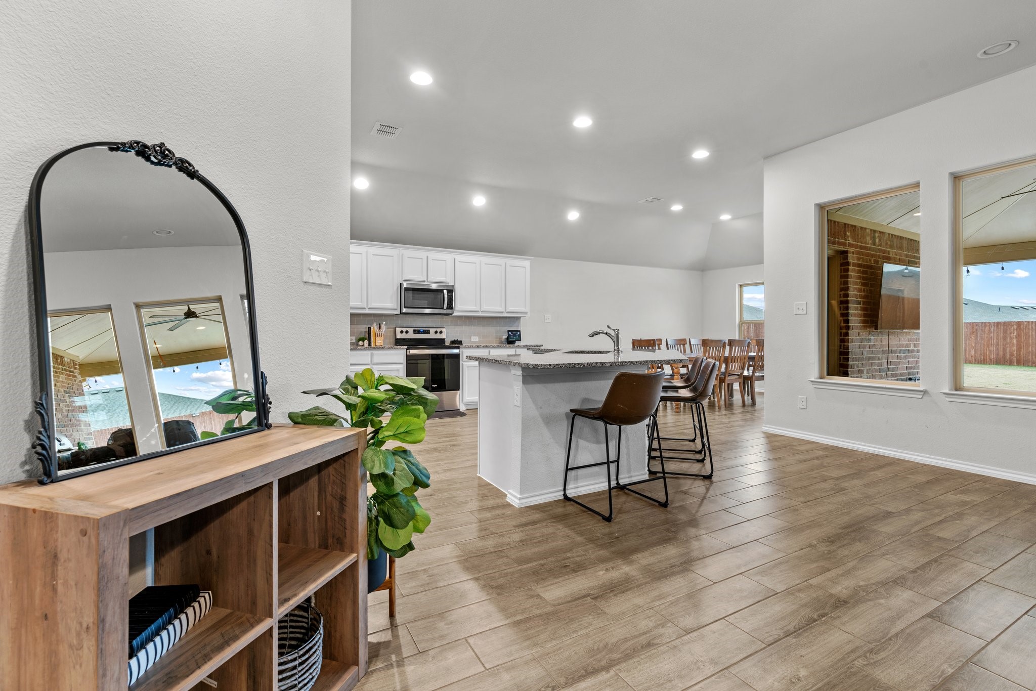 4704 Elite Drive