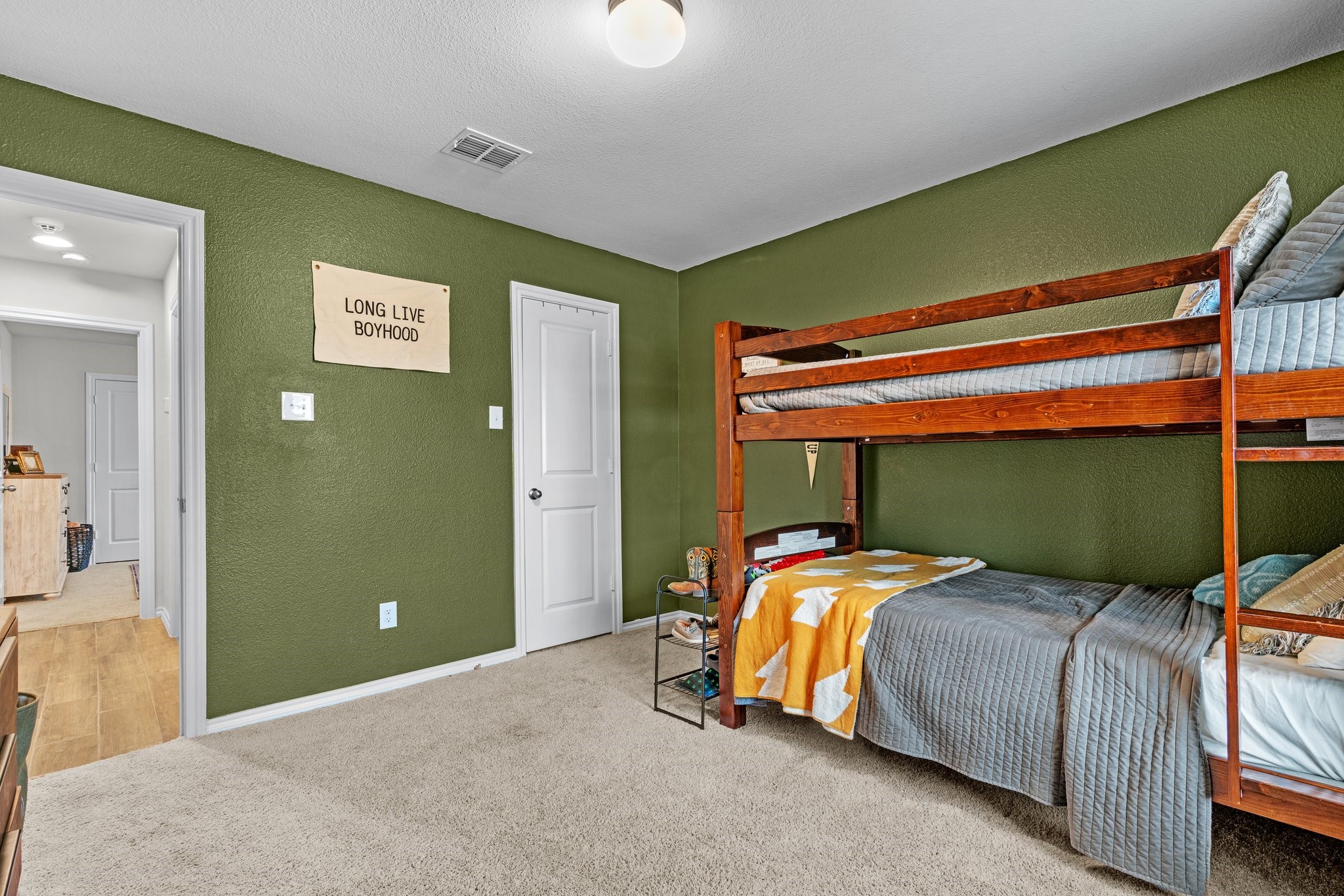 4704 Elite Drive