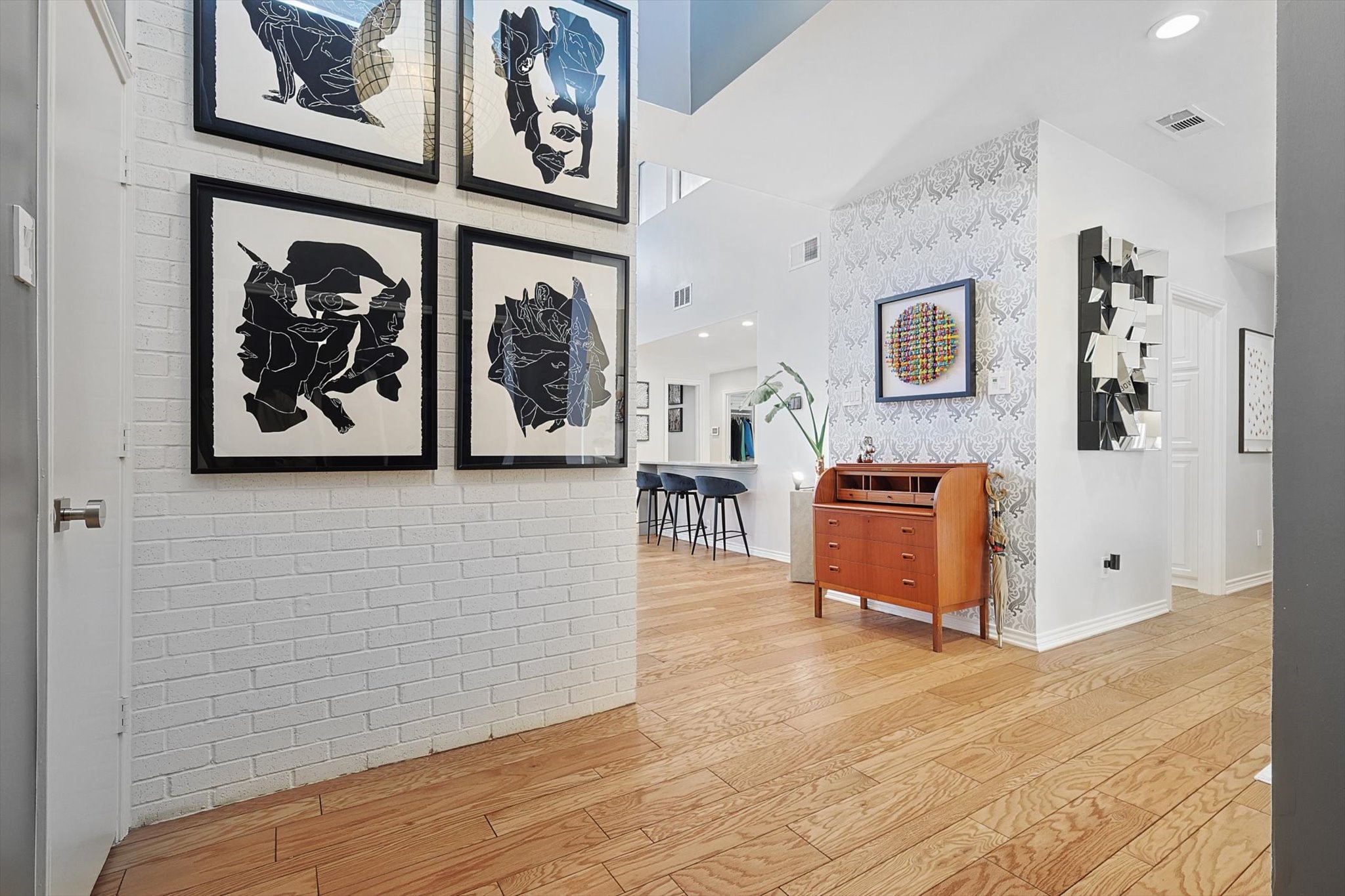 7015 Chevy Chase Avenue