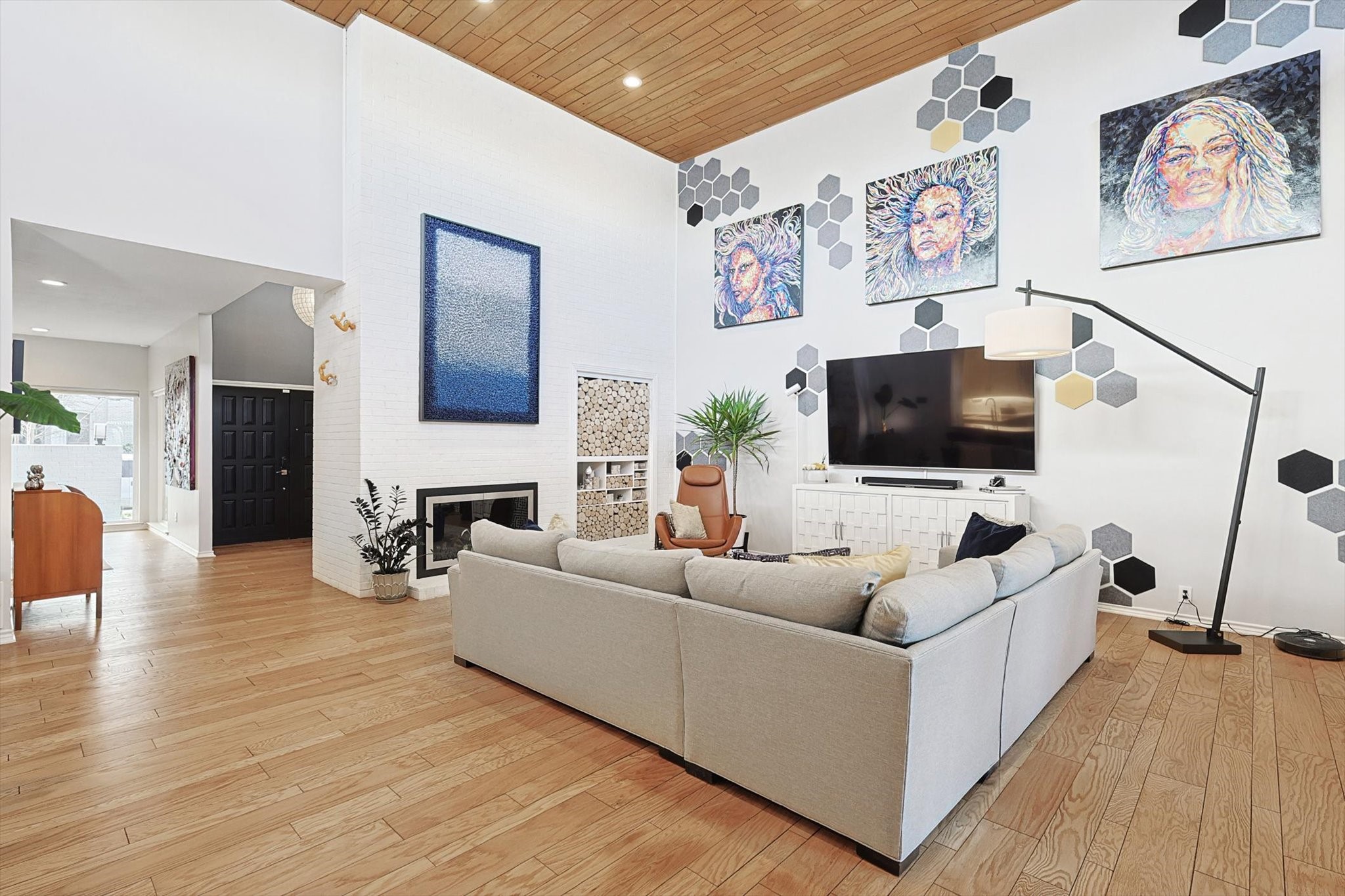 7015 Chevy Chase Avenue