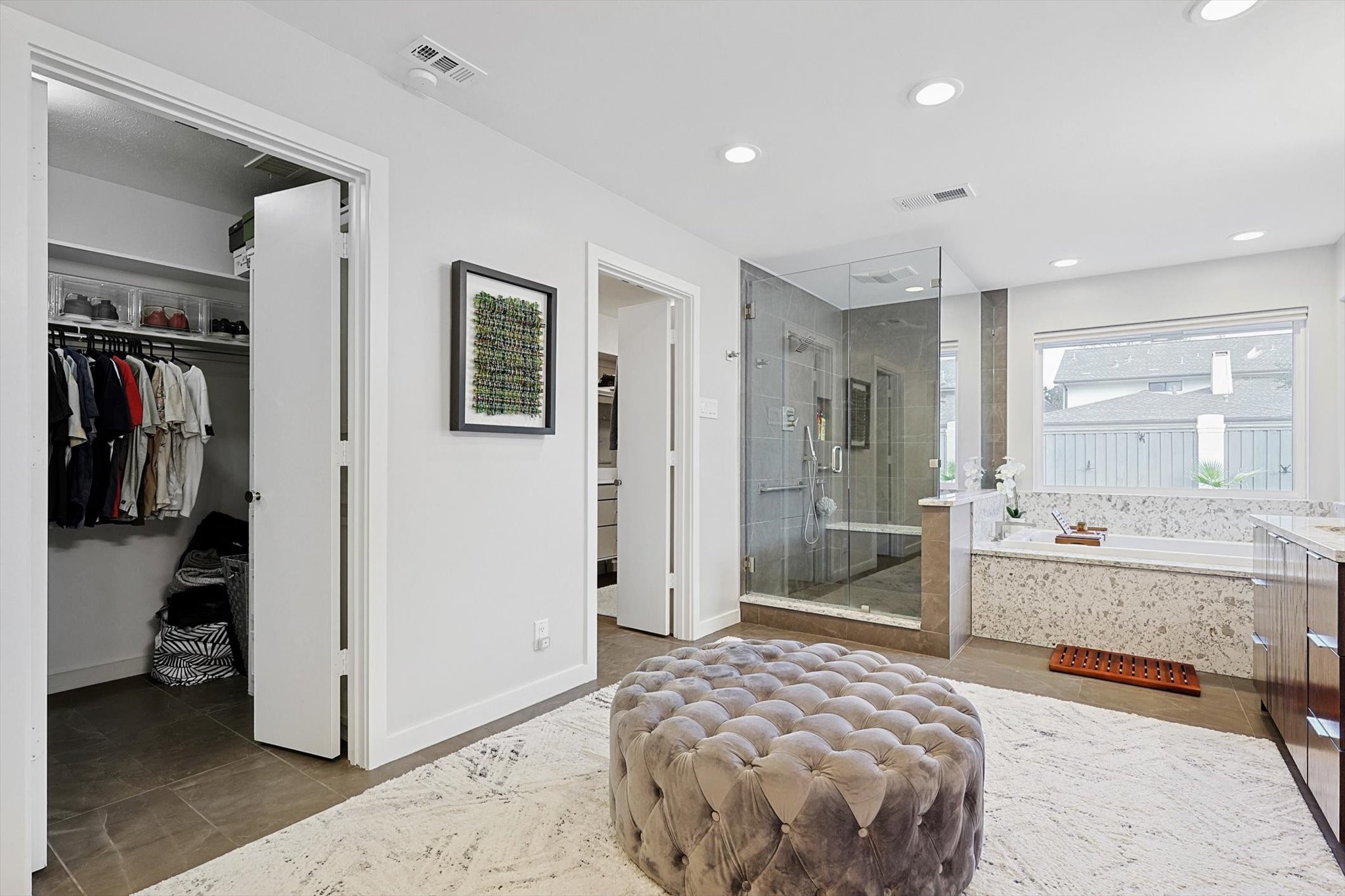 7015 Chevy Chase Avenue