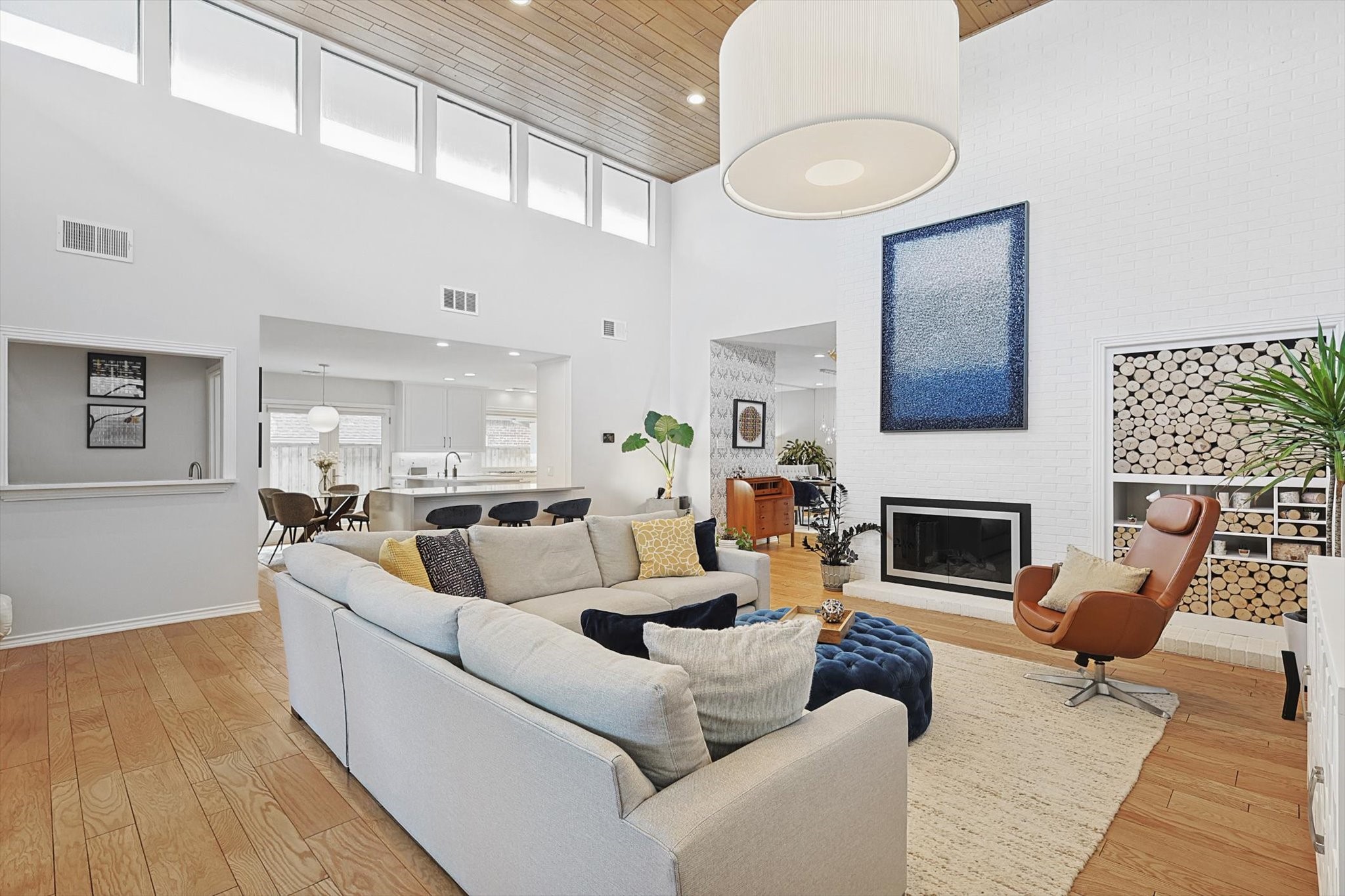 7015 Chevy Chase Avenue