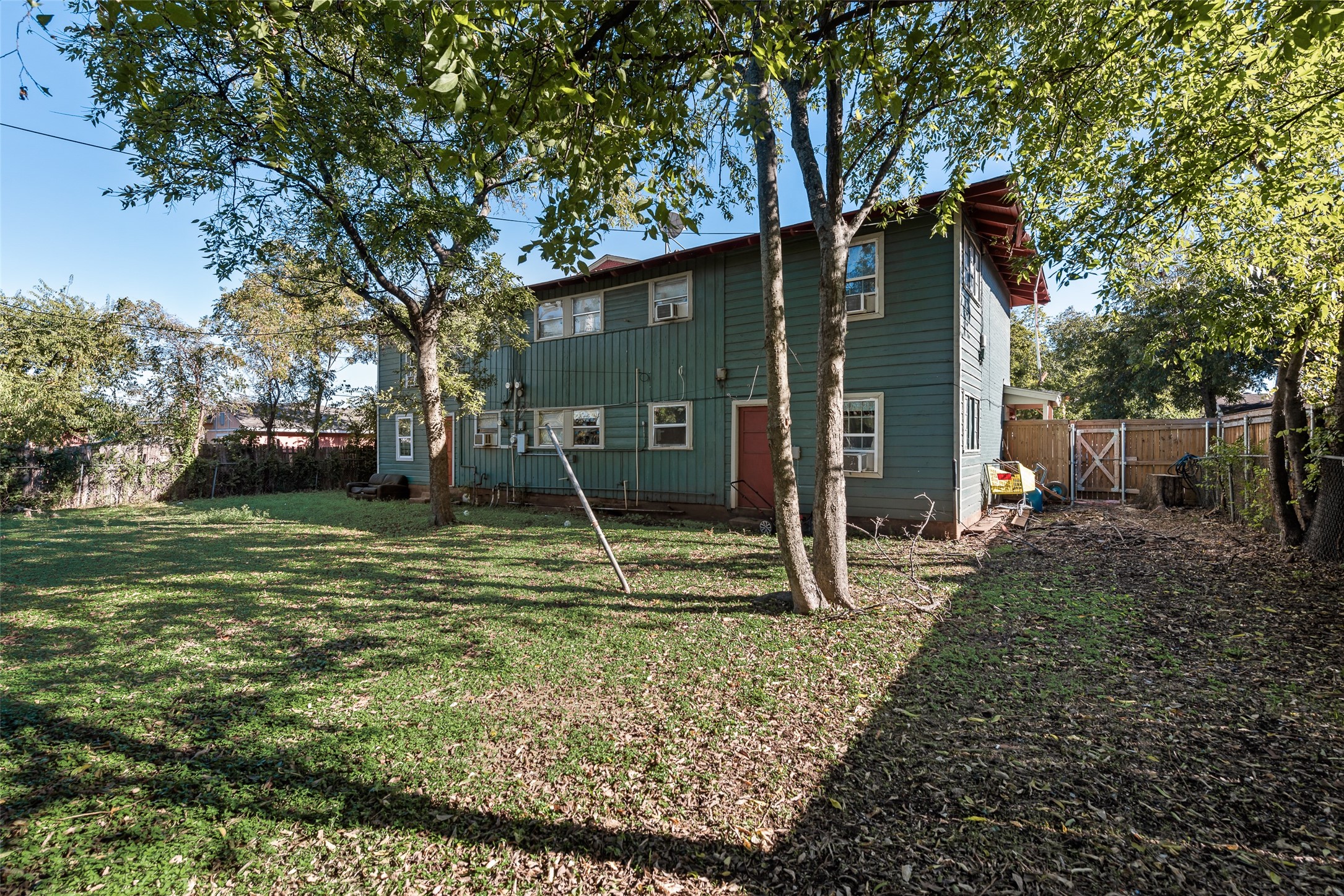 4115 Lakehurts Court