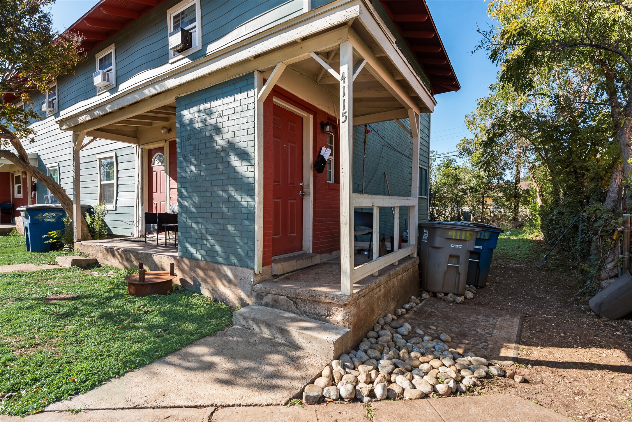 4115 Lakehurts Court
