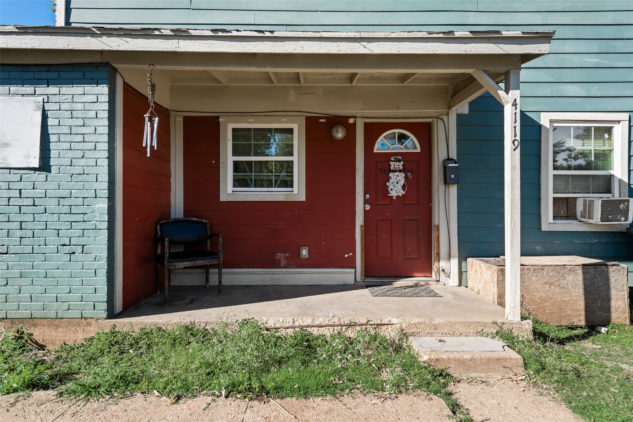4115 Lakehurts Court