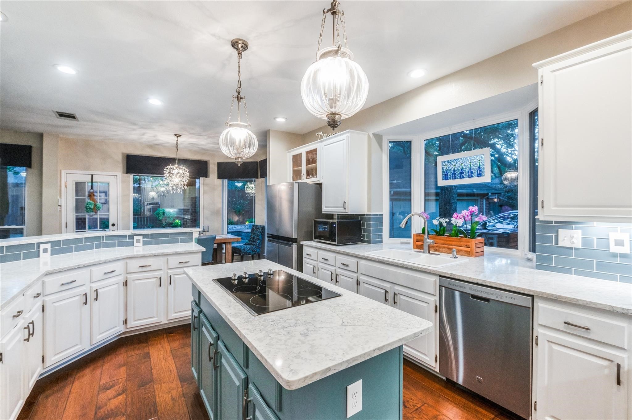 3904 Brookfield Drive