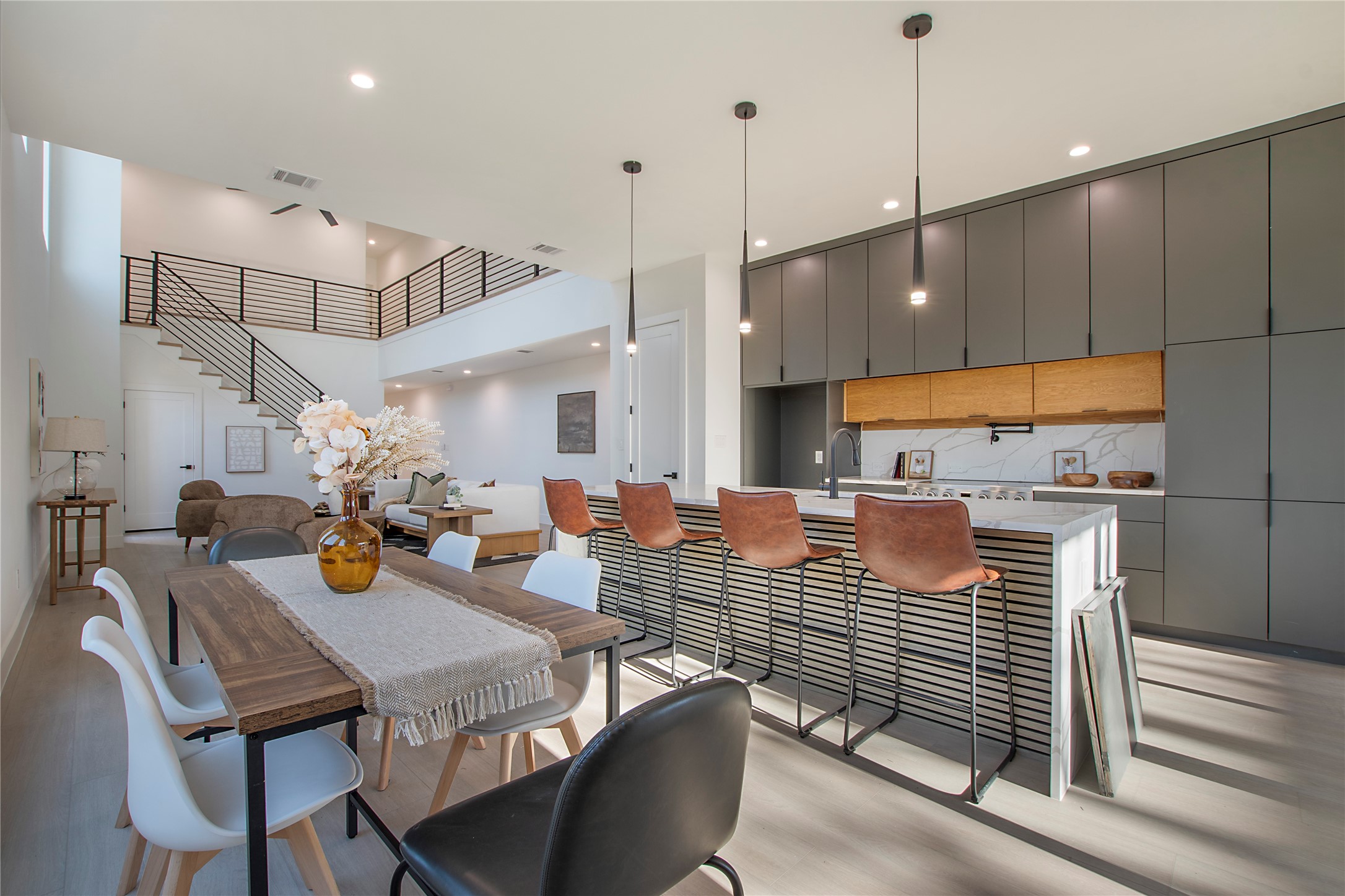 2406 Throckmorton Street