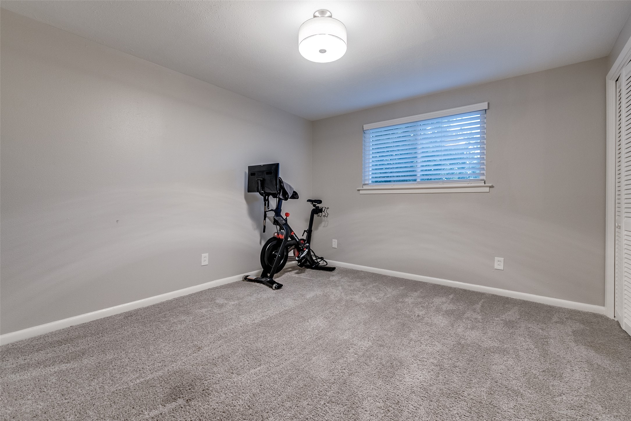 2606 Beechmont Drive