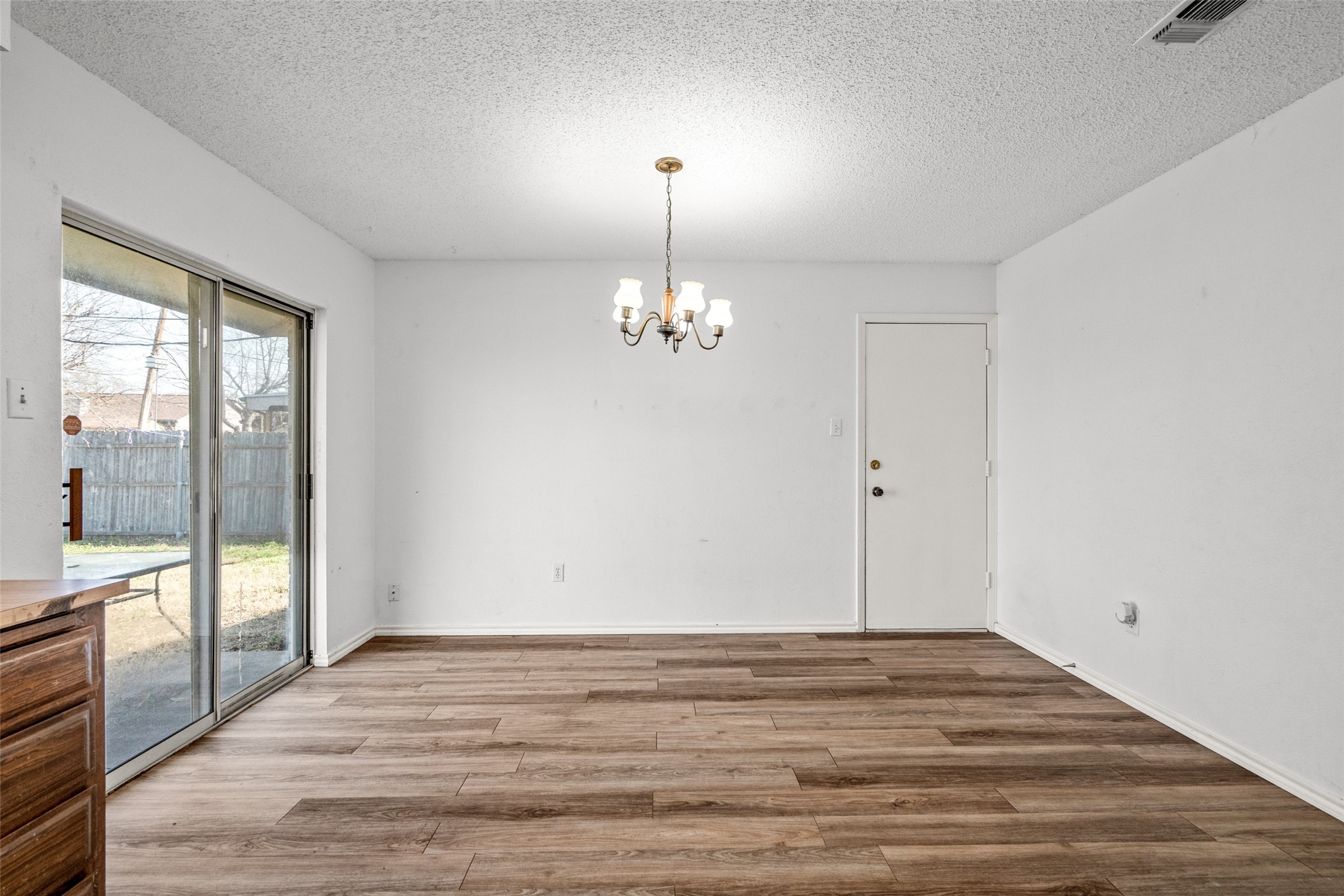 6429 Dorchester Trail