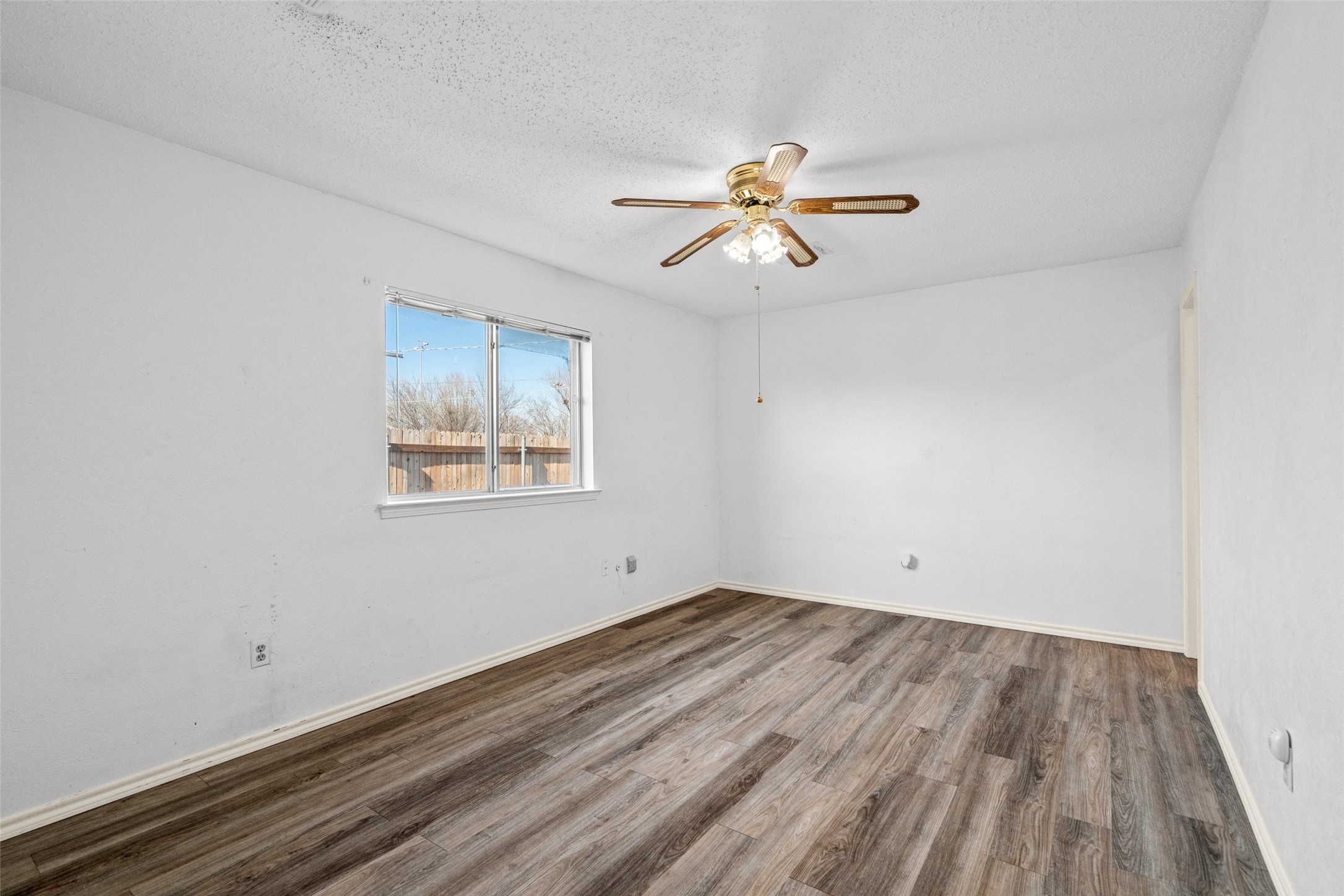 6429 Dorchester Trail