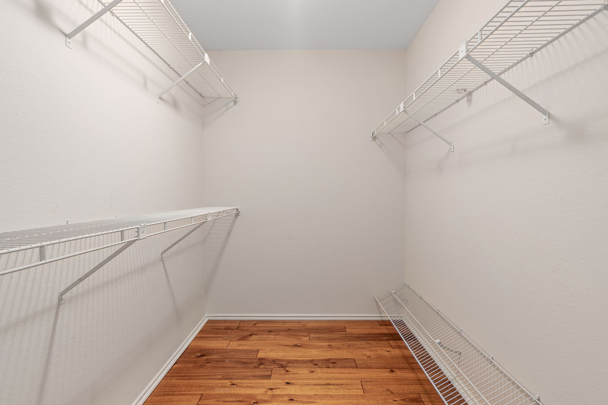 12660 Hillcrest Road 4203