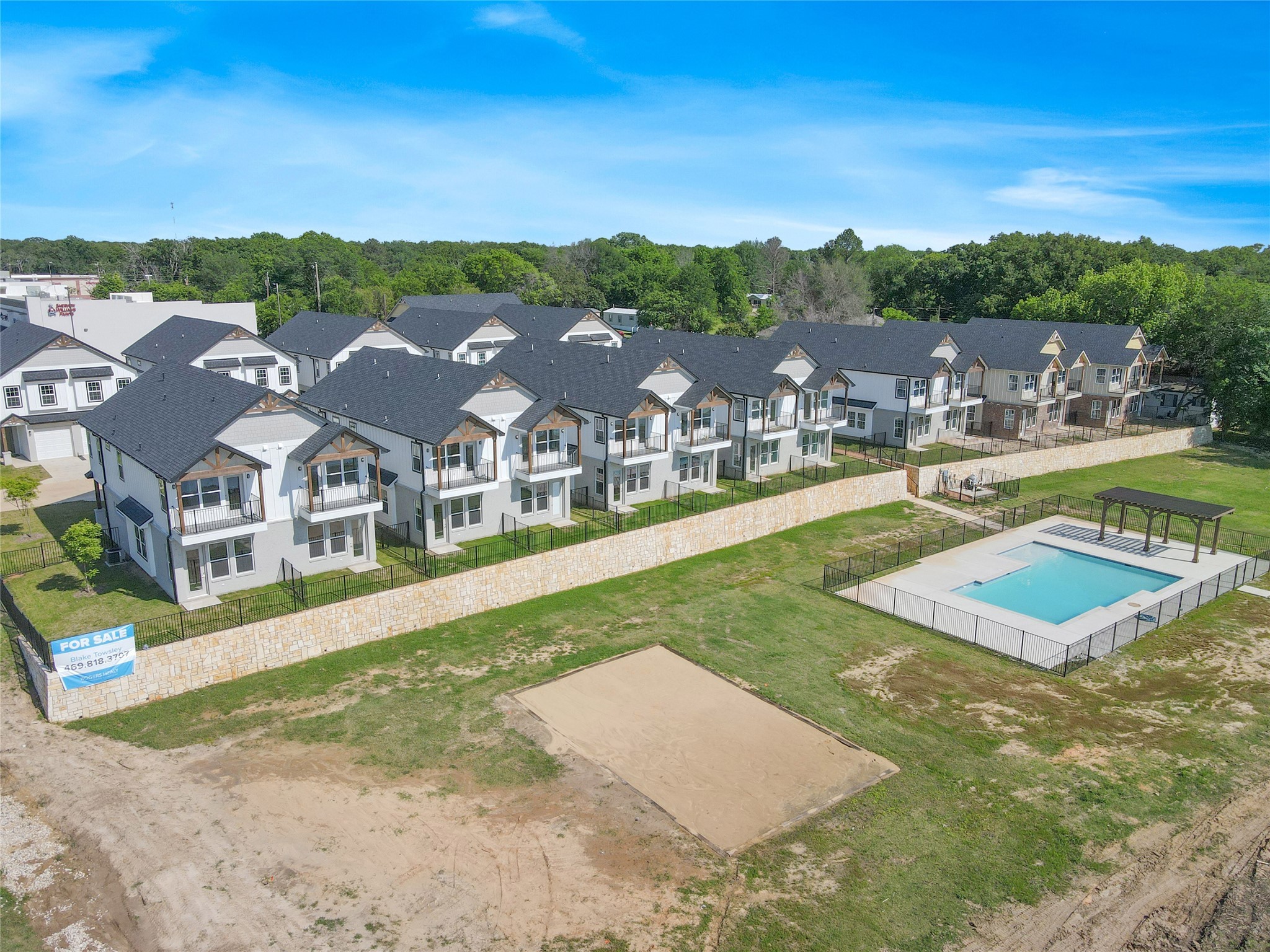 1319 W Main Street 15