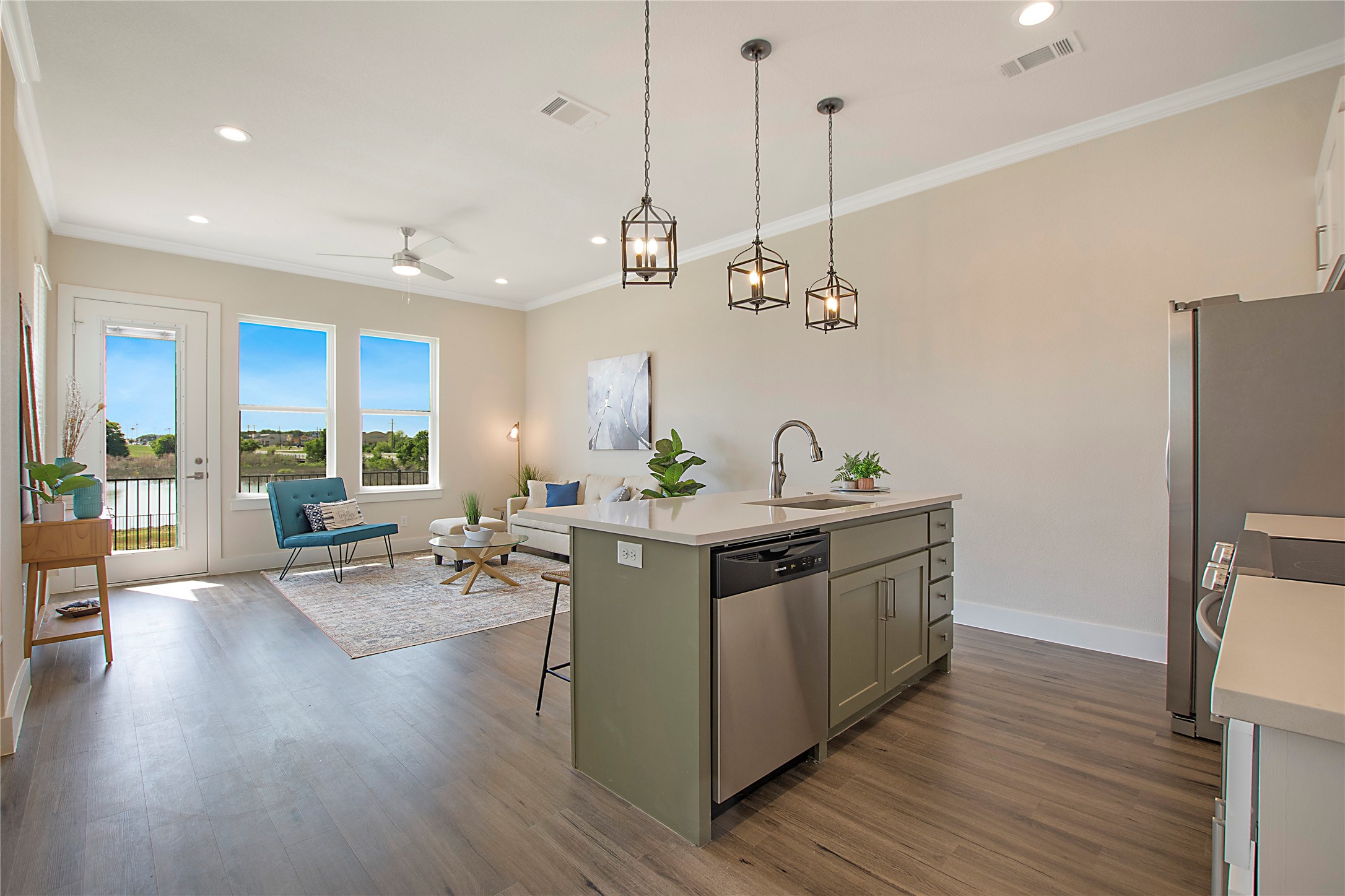 1319 W Main Street 15