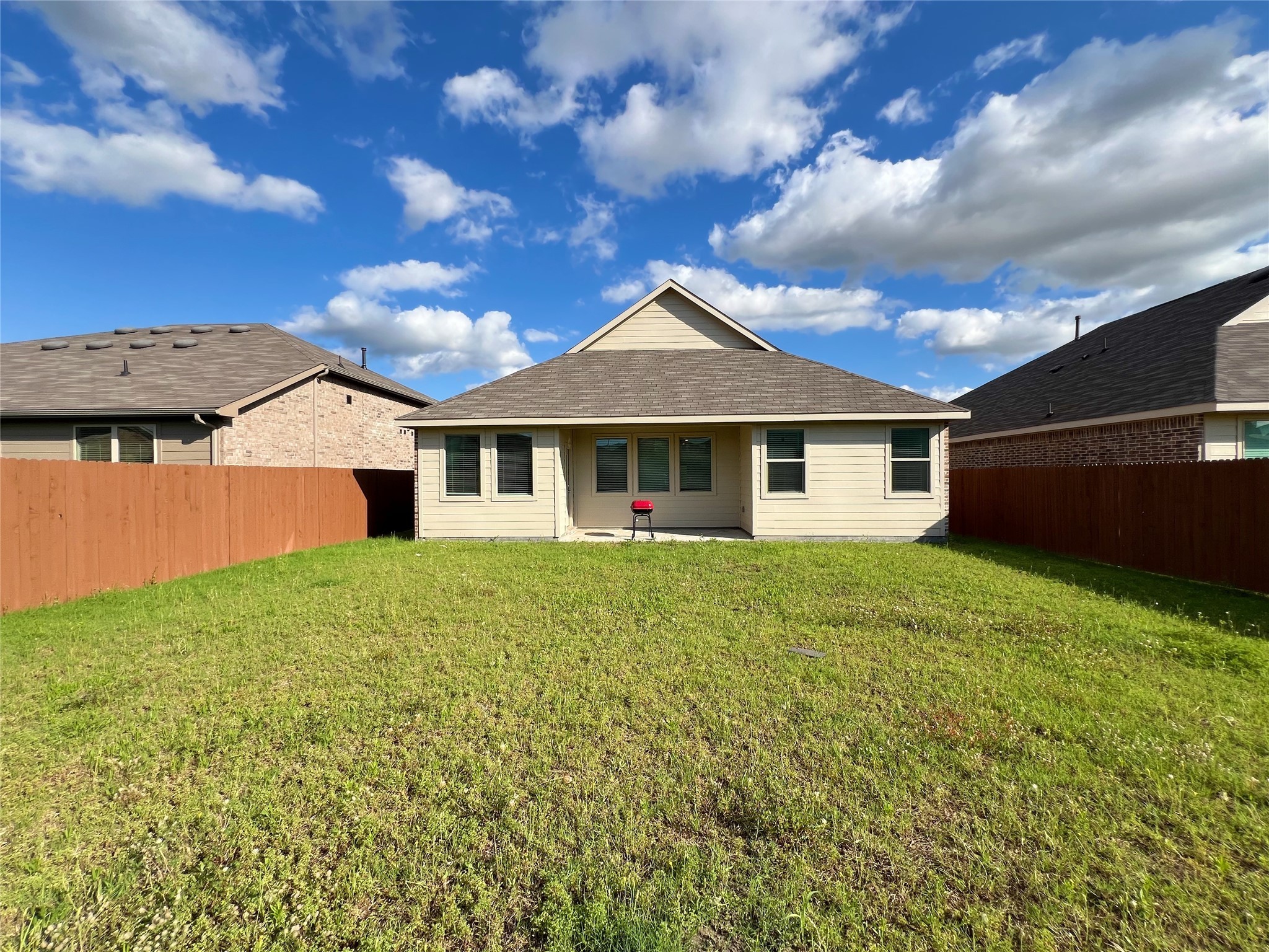 3937 Bellingham Lane