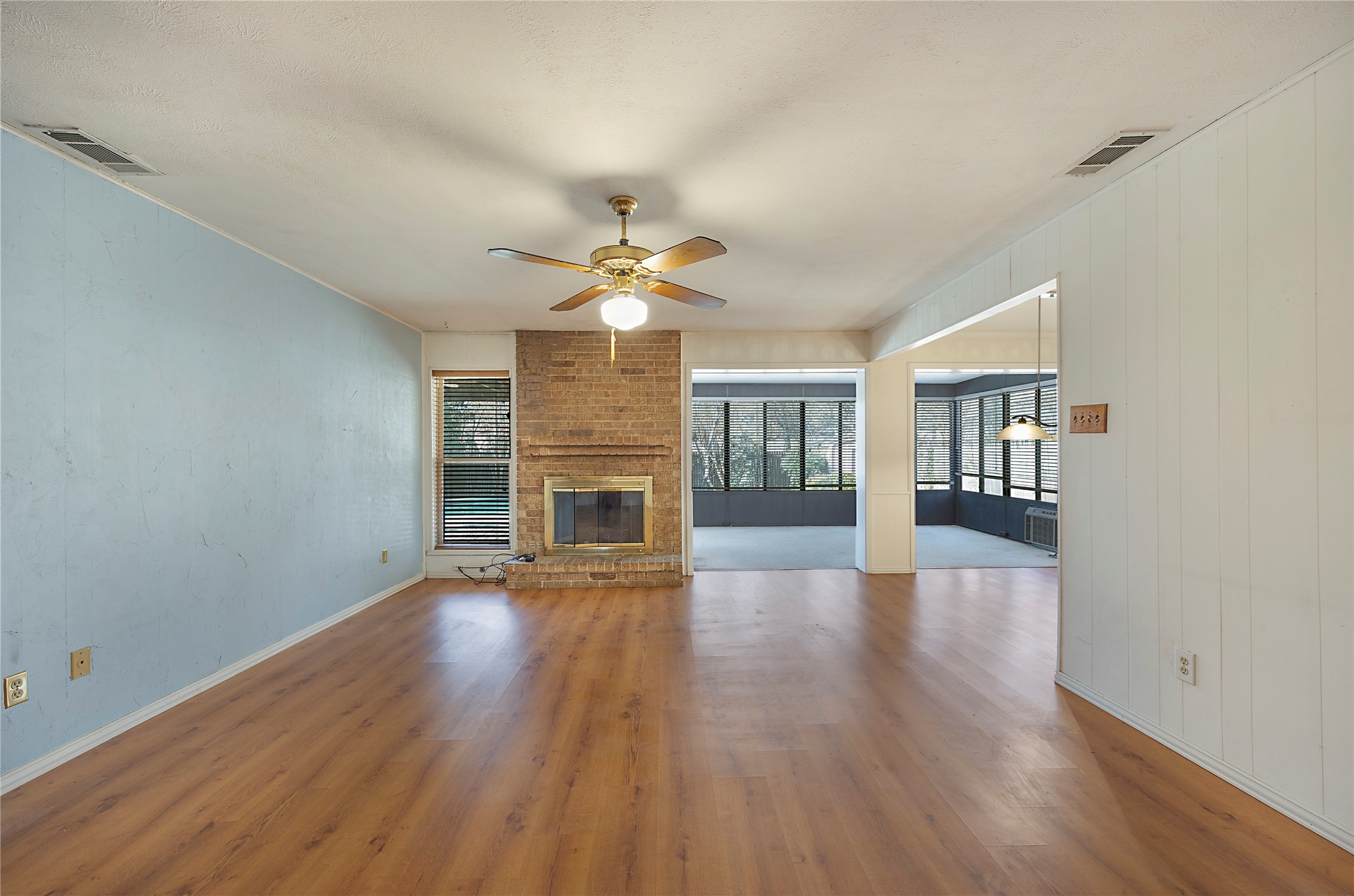 1629 Wisteria Way