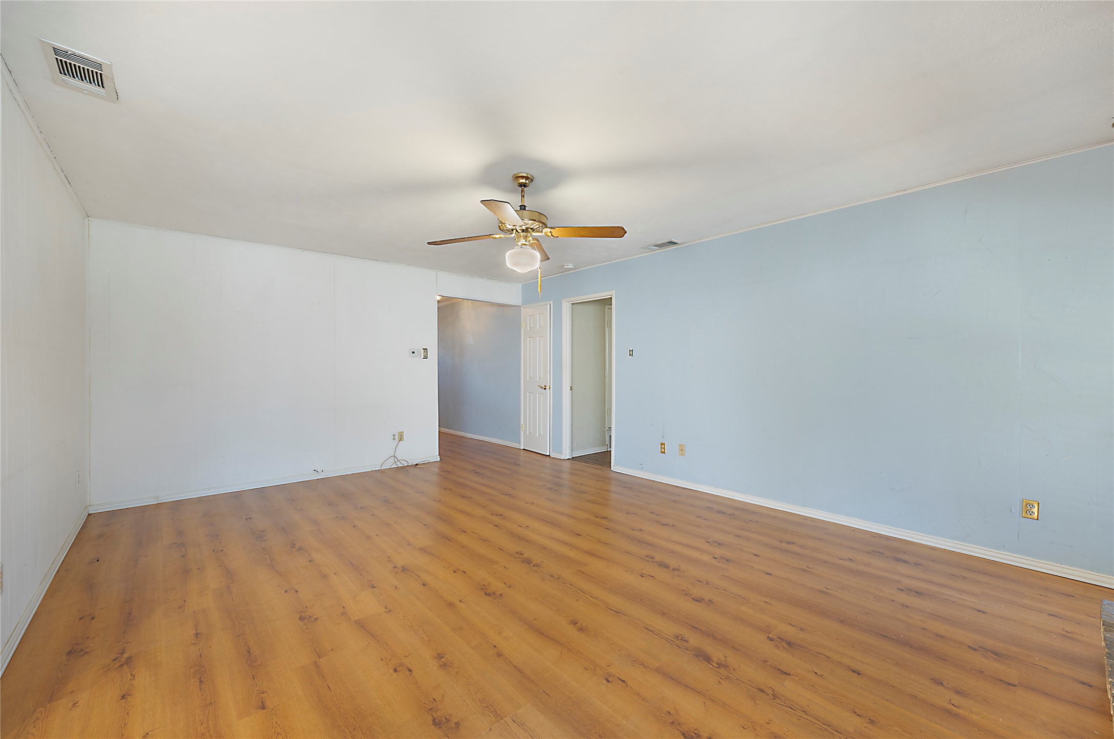 1629 Wisteria Way