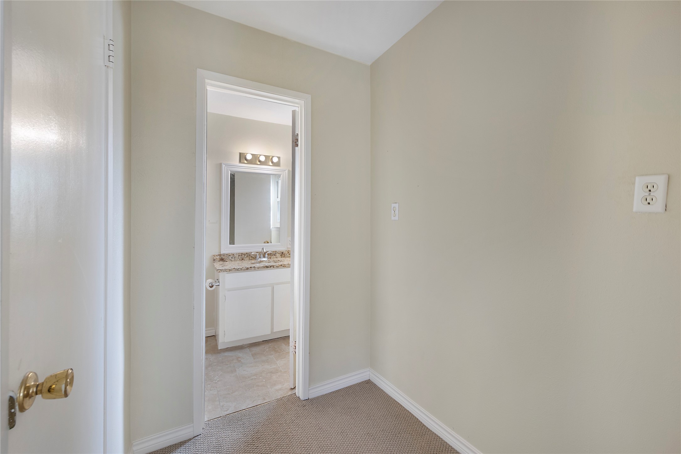 1629 Wisteria Way
