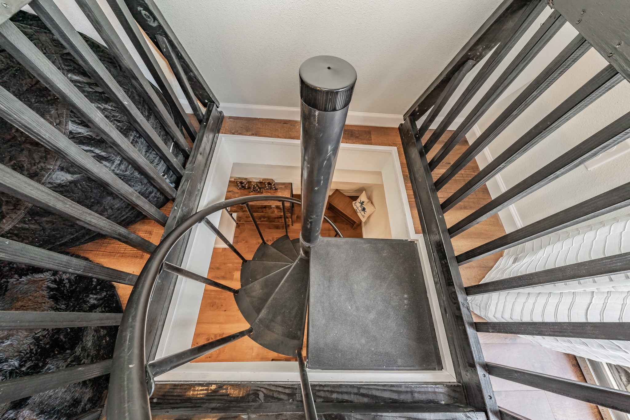 1129 Scenic Drive