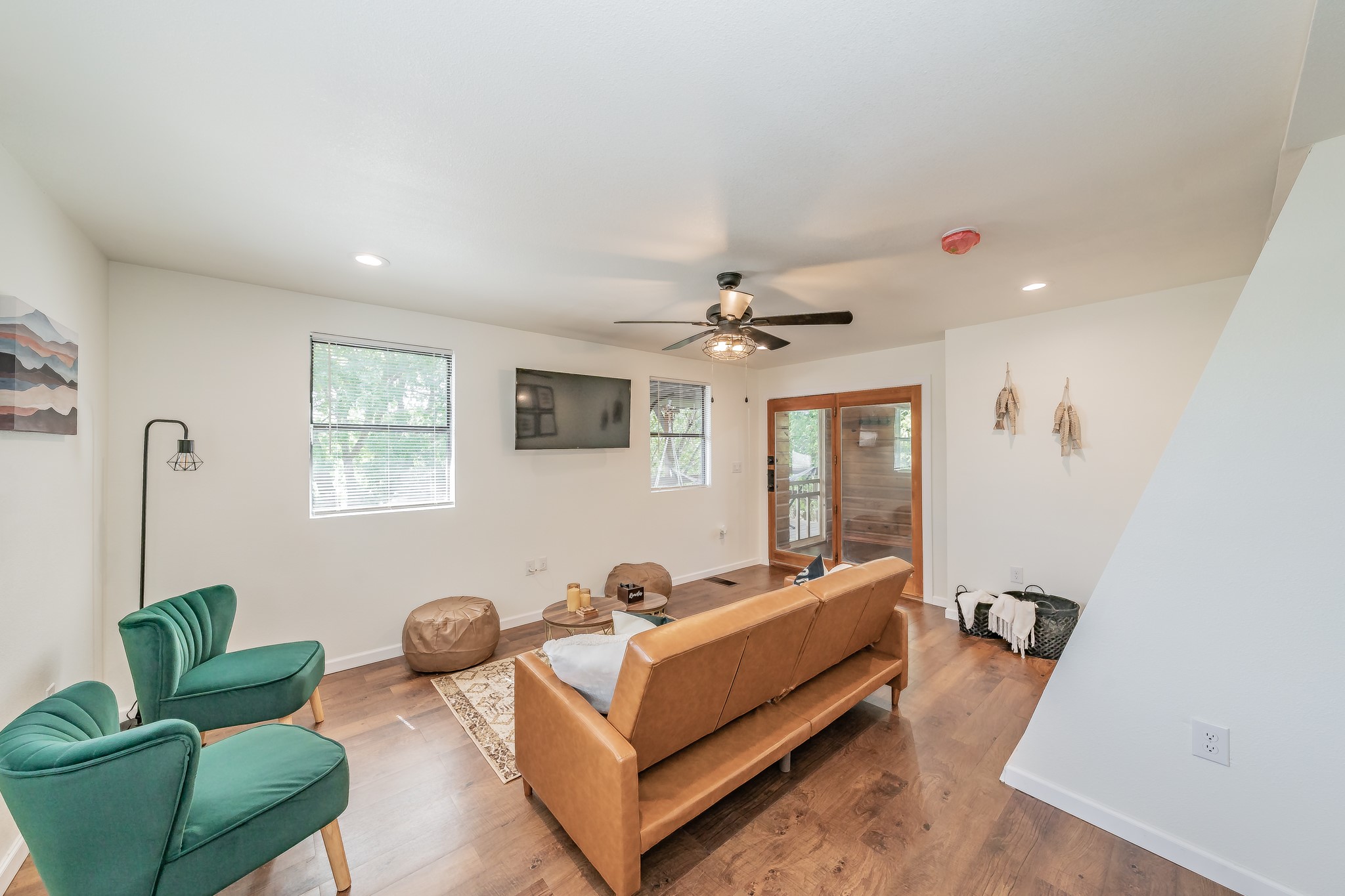 1129 Scenic Drive