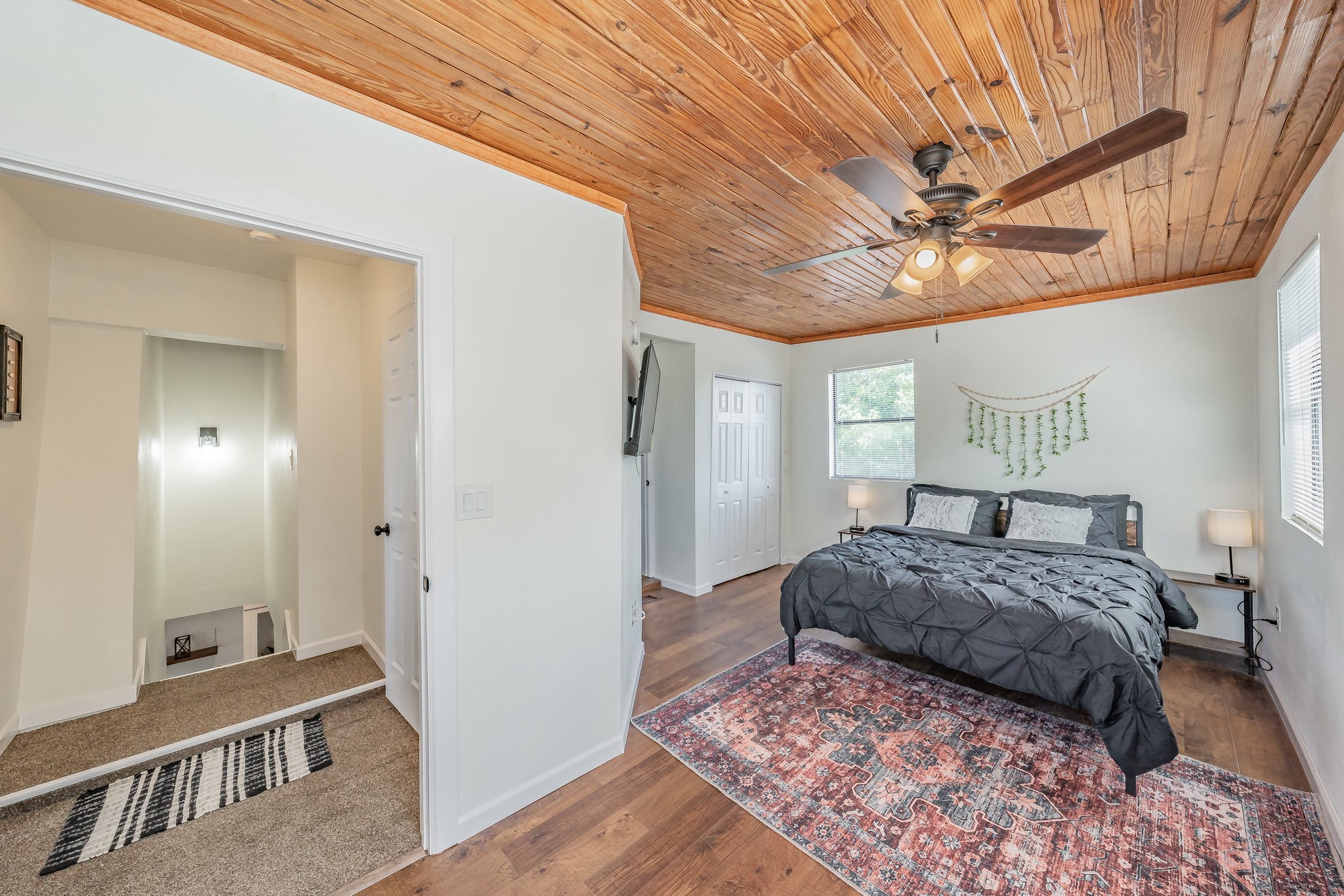 1129 Scenic Drive