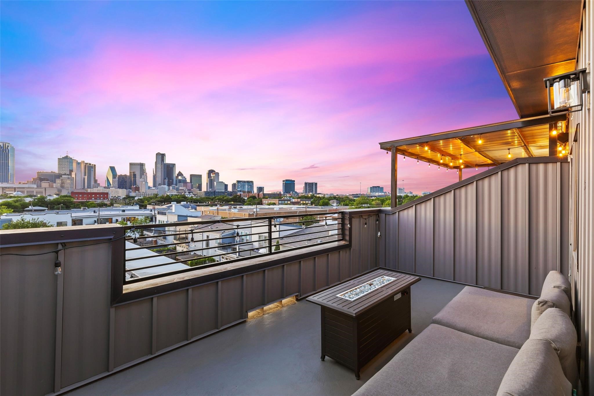 1625 Hickory Street 102