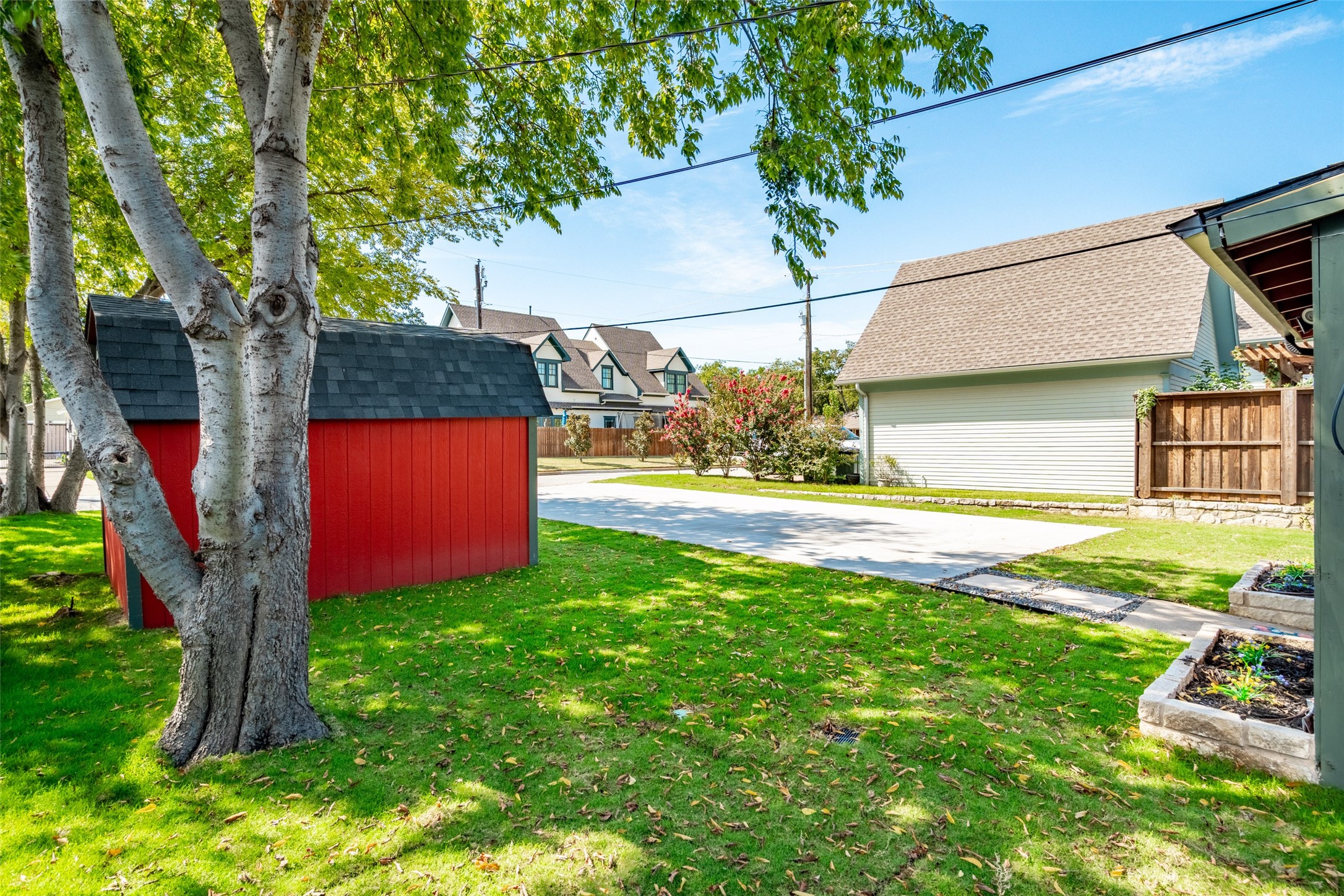 612 E Wall Street