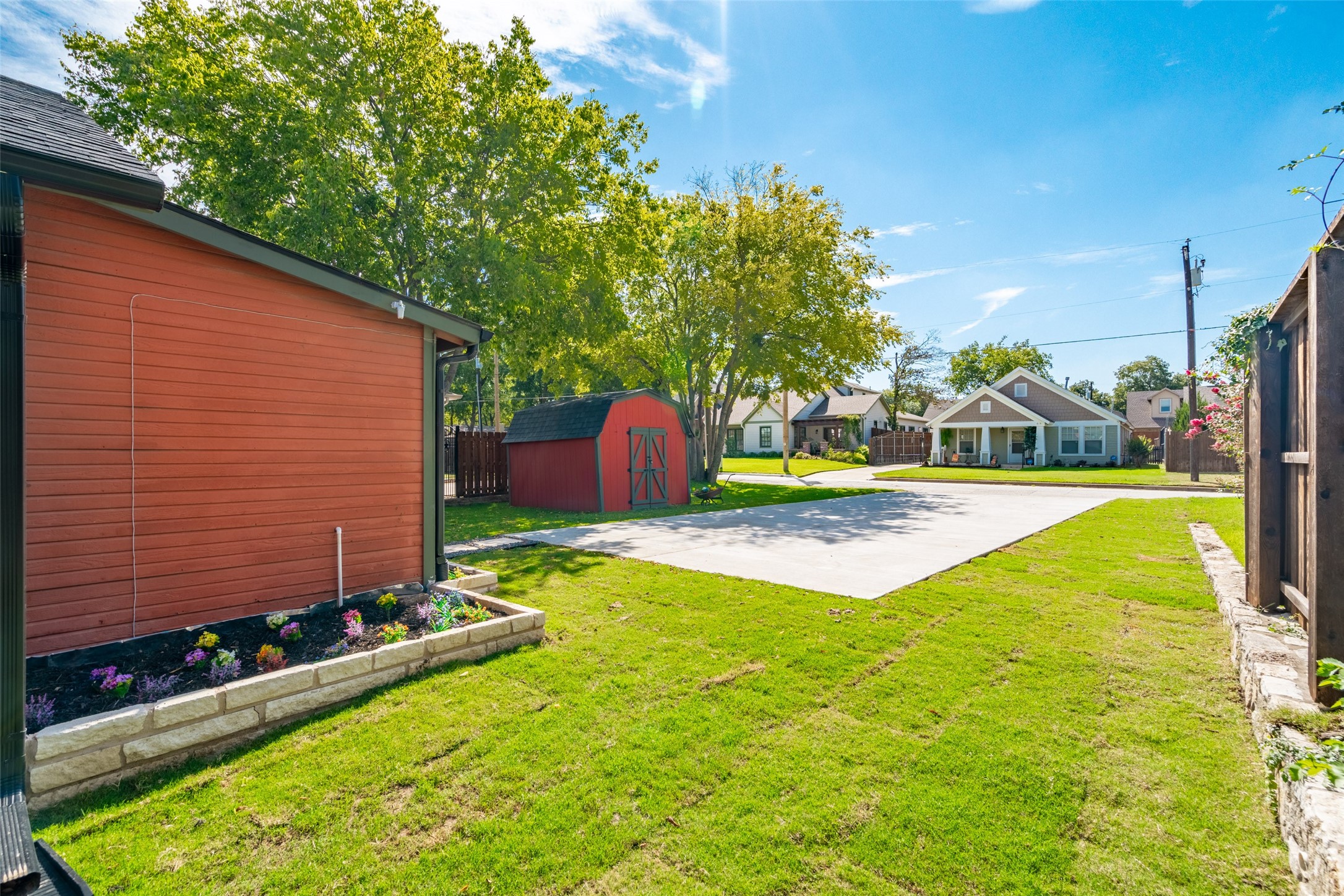612 E Wall Street