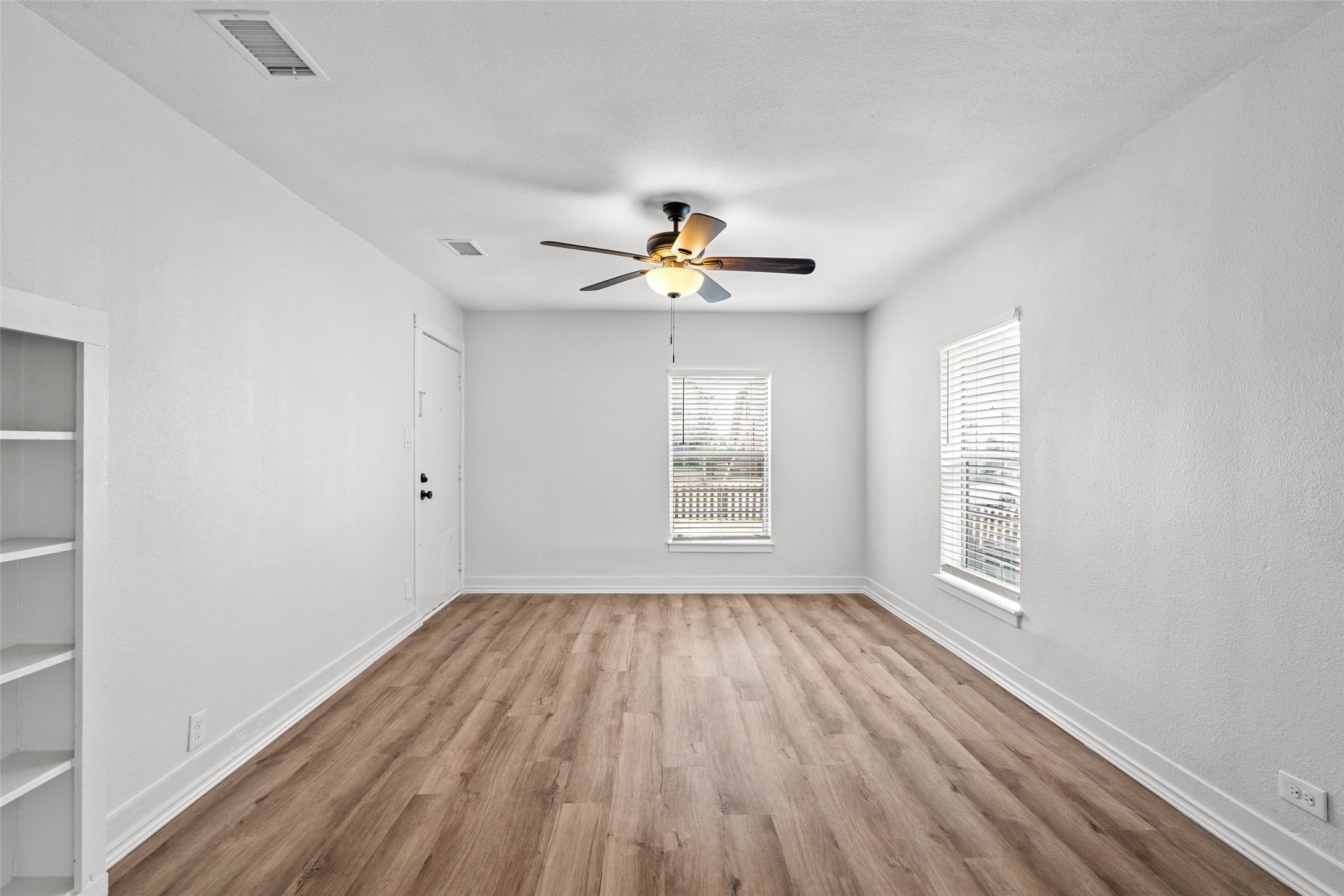 612 E Wall Street