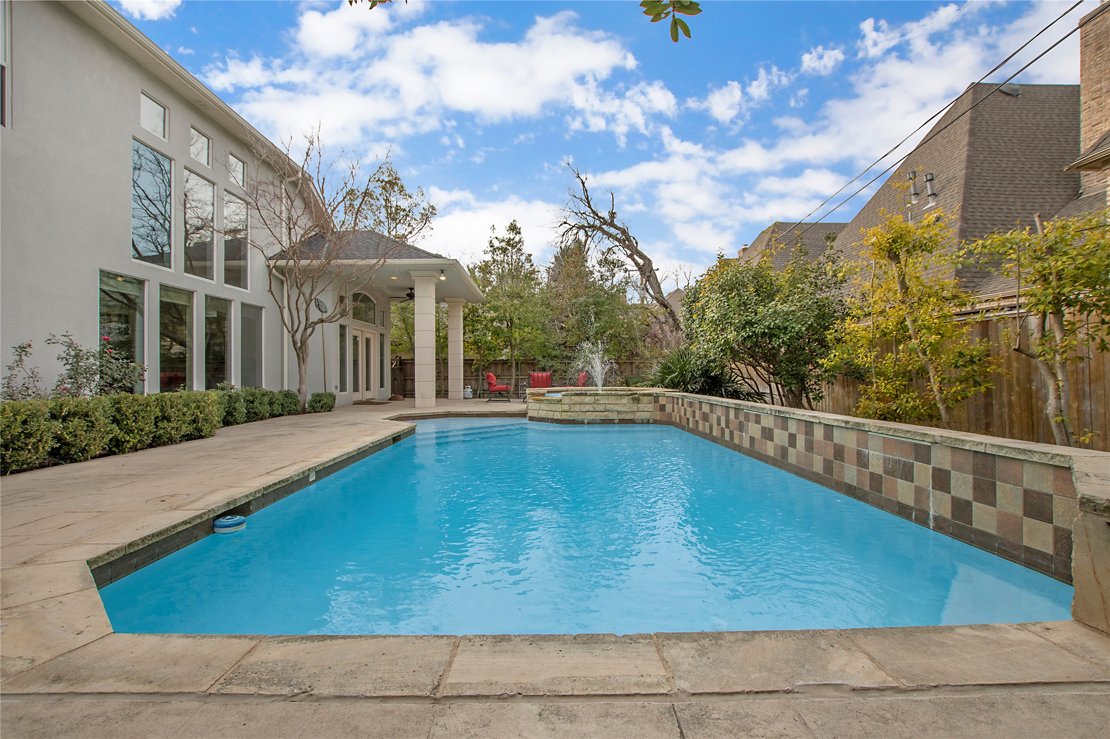 8931 Guernsey Lane