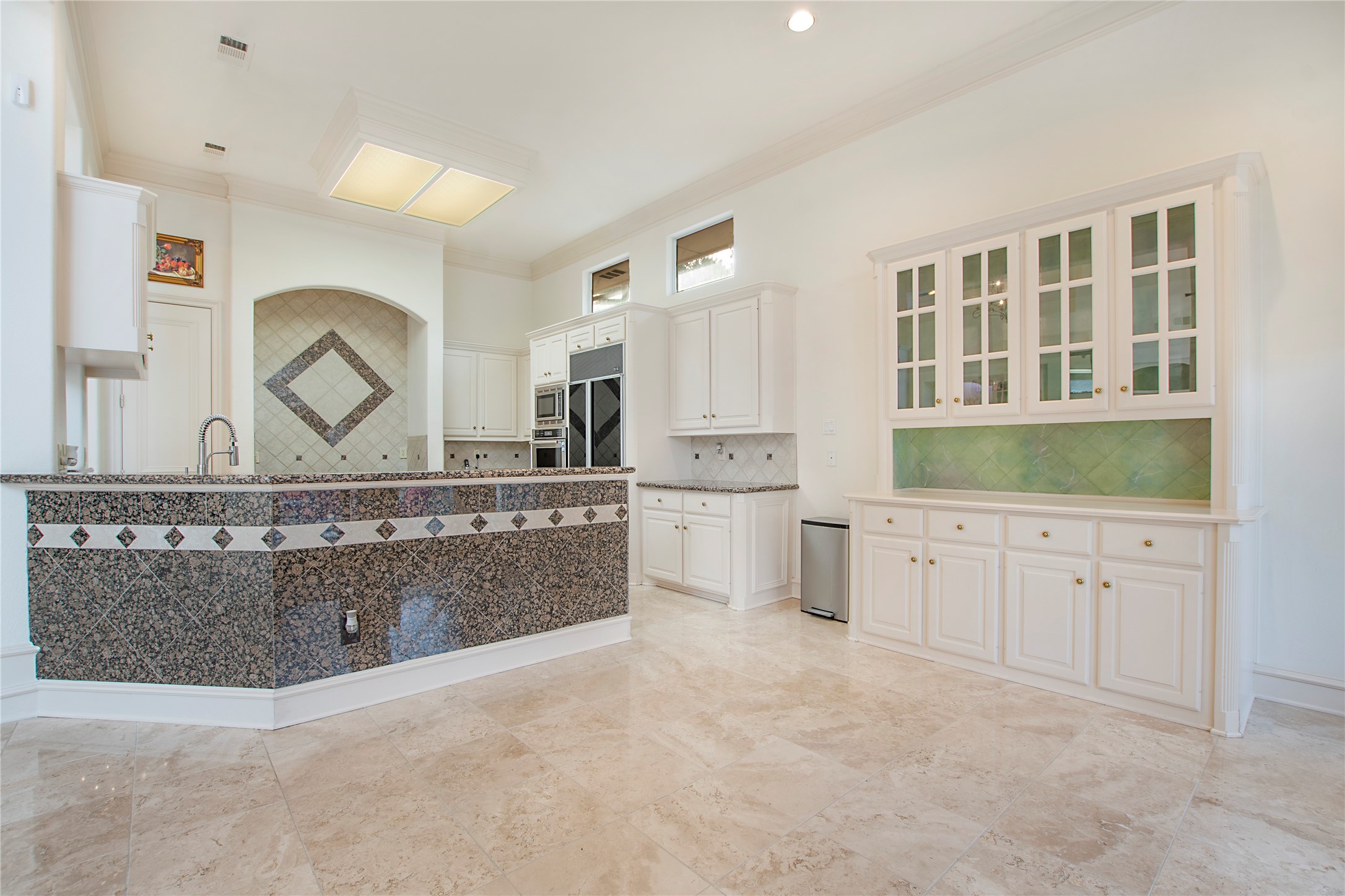 8931 Guernsey Lane